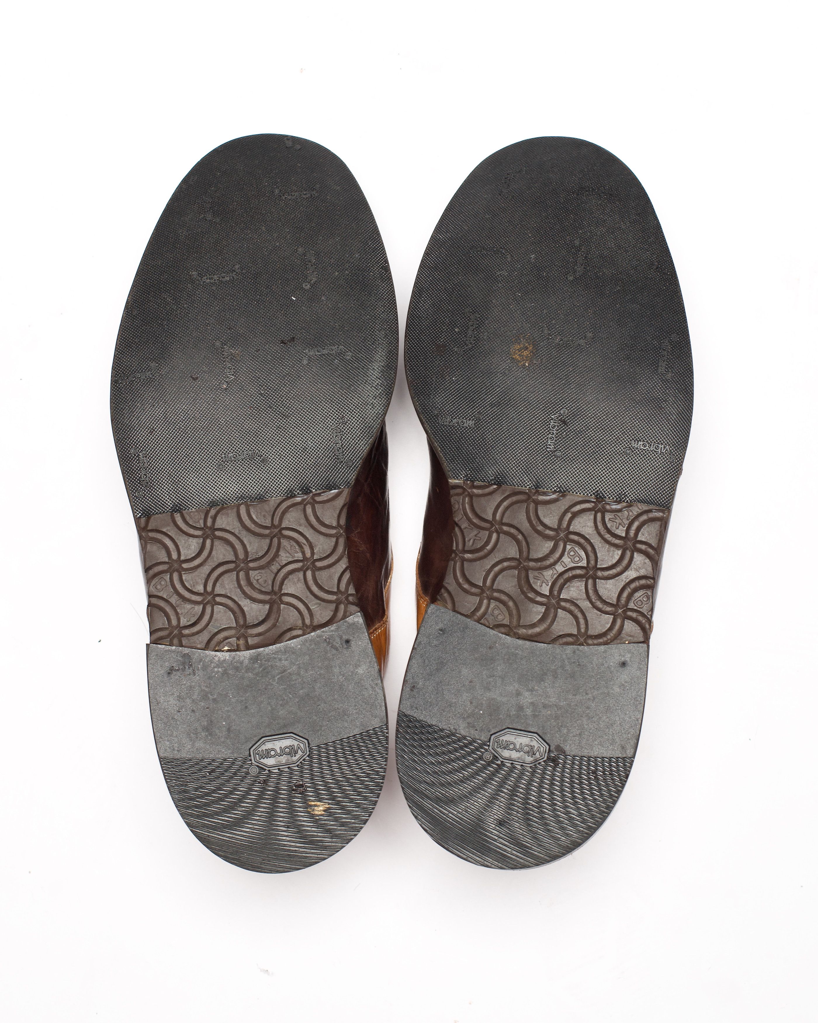 Number (N)ine Number (N)ine AW 2002/03 'NOWHERE MAN' Fur Lined Oxfords Size US 10.5 / EU 43-44 - 5 Thumbnail