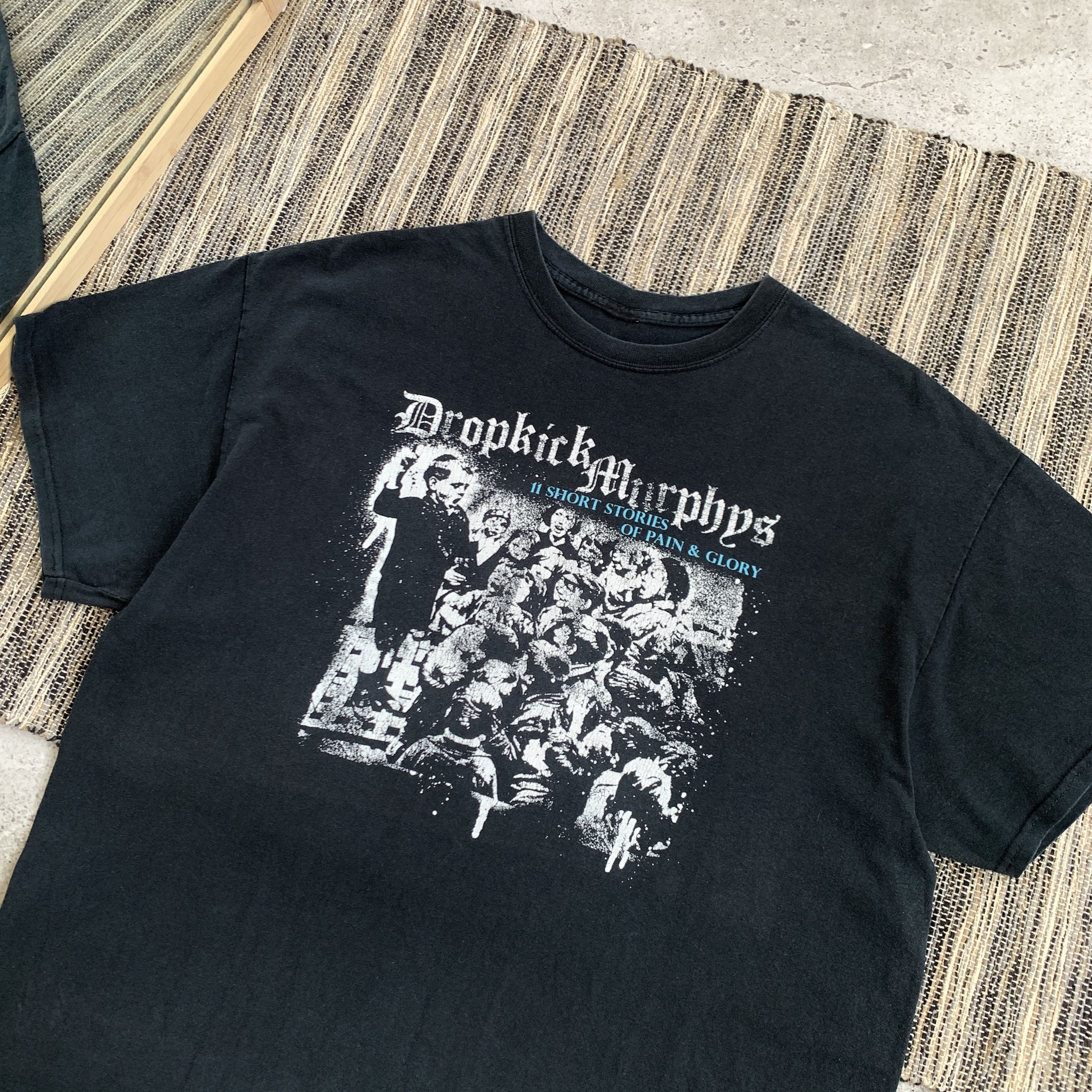 Band Tees Vintage Dropkick Murphys Black Rock Band Graphic Tee Shirt Size US XL / EU 56 / 4 - 3 Thumbnail