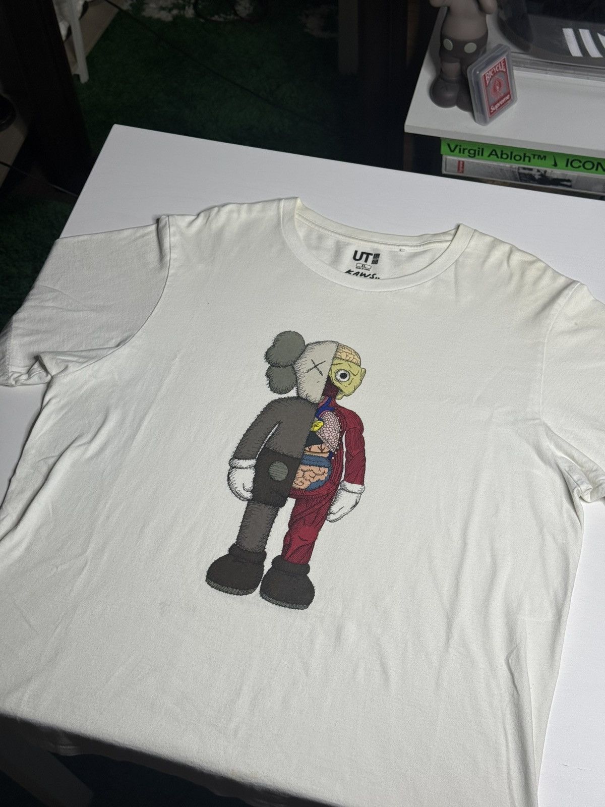 Kaws Kaws Anatomy Tee "White" [L] PREOWNED Size US L / EU 52-54 / 3 - 2 Thumbnail