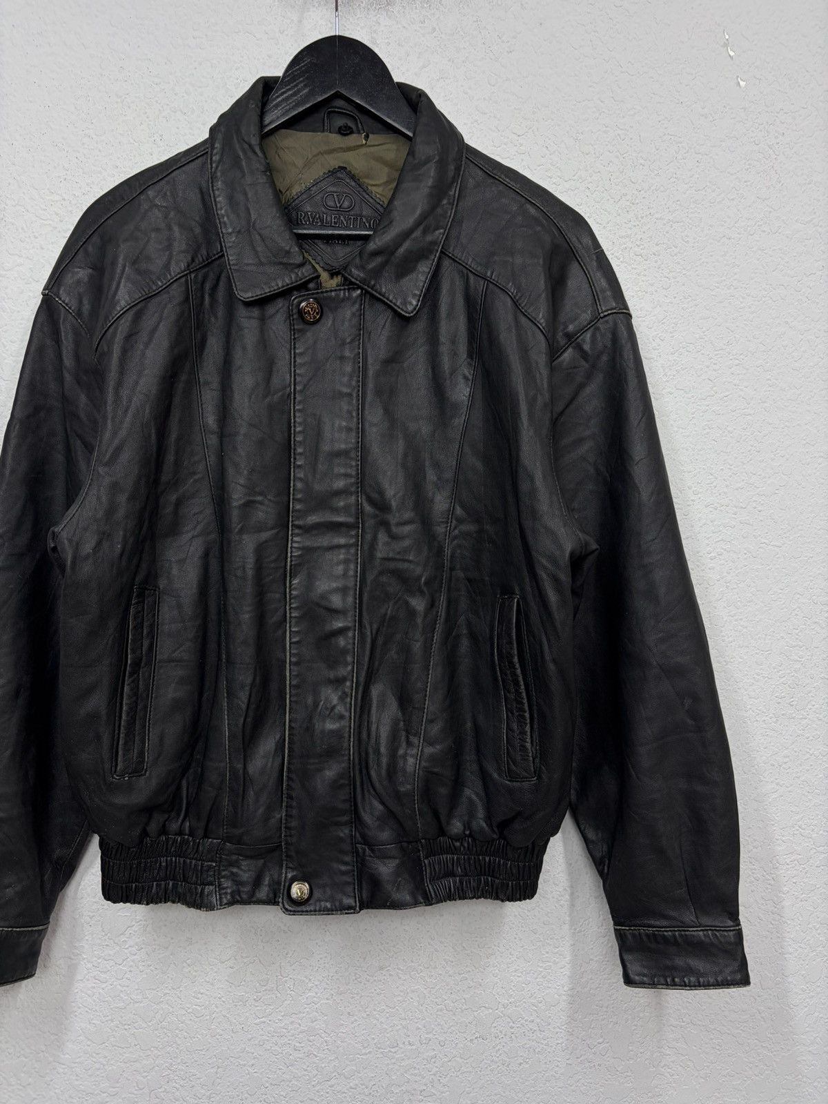 Valentino Vintage R.VALENTINO Black Leather Bomber Jacket Italy 90s Size US M / EU 48-50 / 2 - 3 Thumbnail