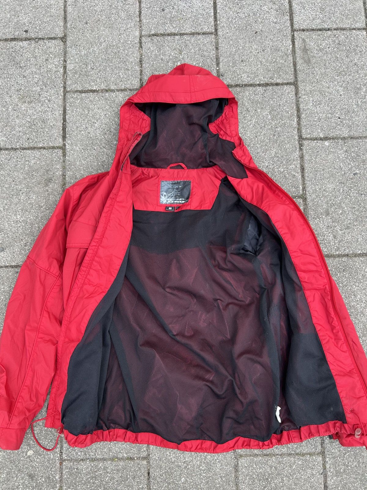 Oakley Oakley Vintage red Hooded Windbreaker Jacket with big Logo Size US S / EU 44-46 / 1 - 6 Thumbnail