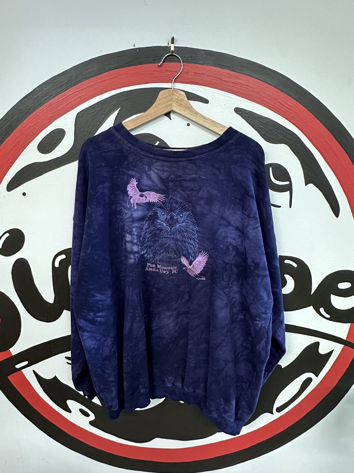 Vintage Vintage 90s Pink Mountain Highway Eagle Graphic Sweater Size US L / EU 52-54 / 3 - 1 Thumbnail