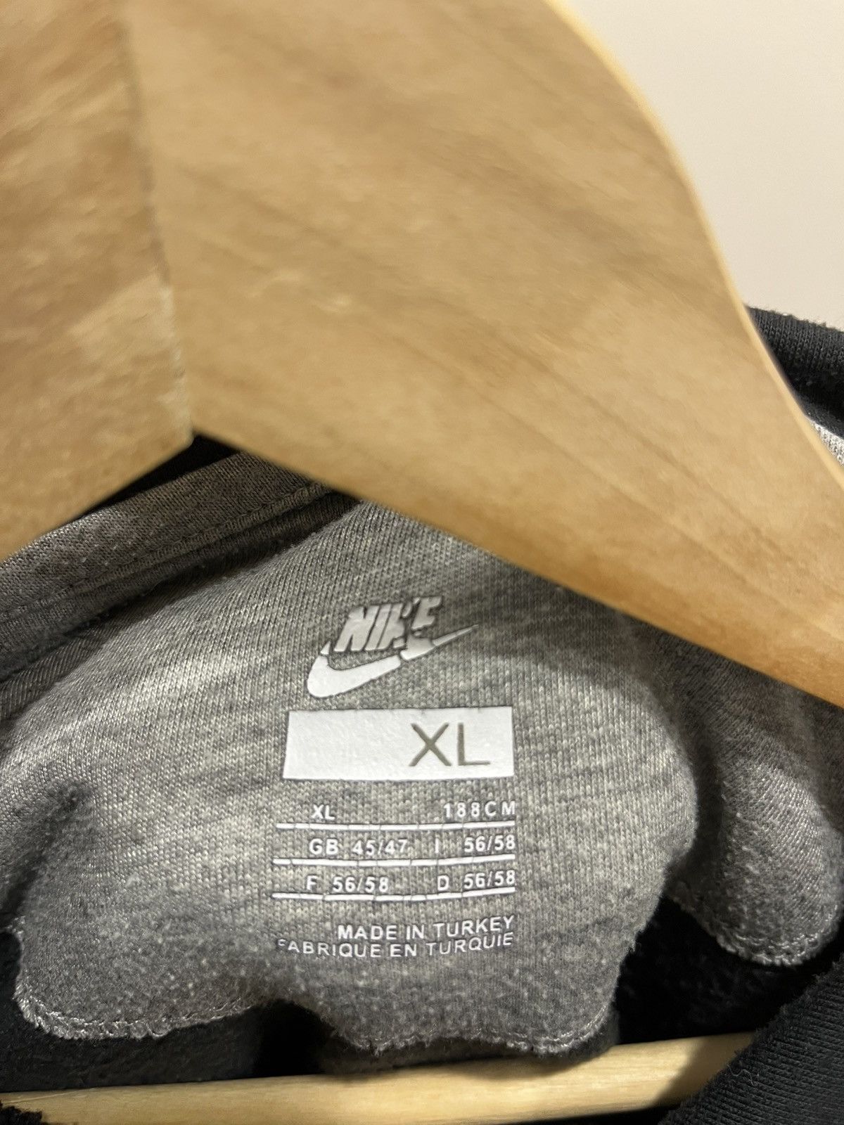 Nike Nike Vintage Hoodie Big Logo Japanese Y2K Boxy Cropped Rare Size US XL / EU 56 / 4 - 4 Thumbnail