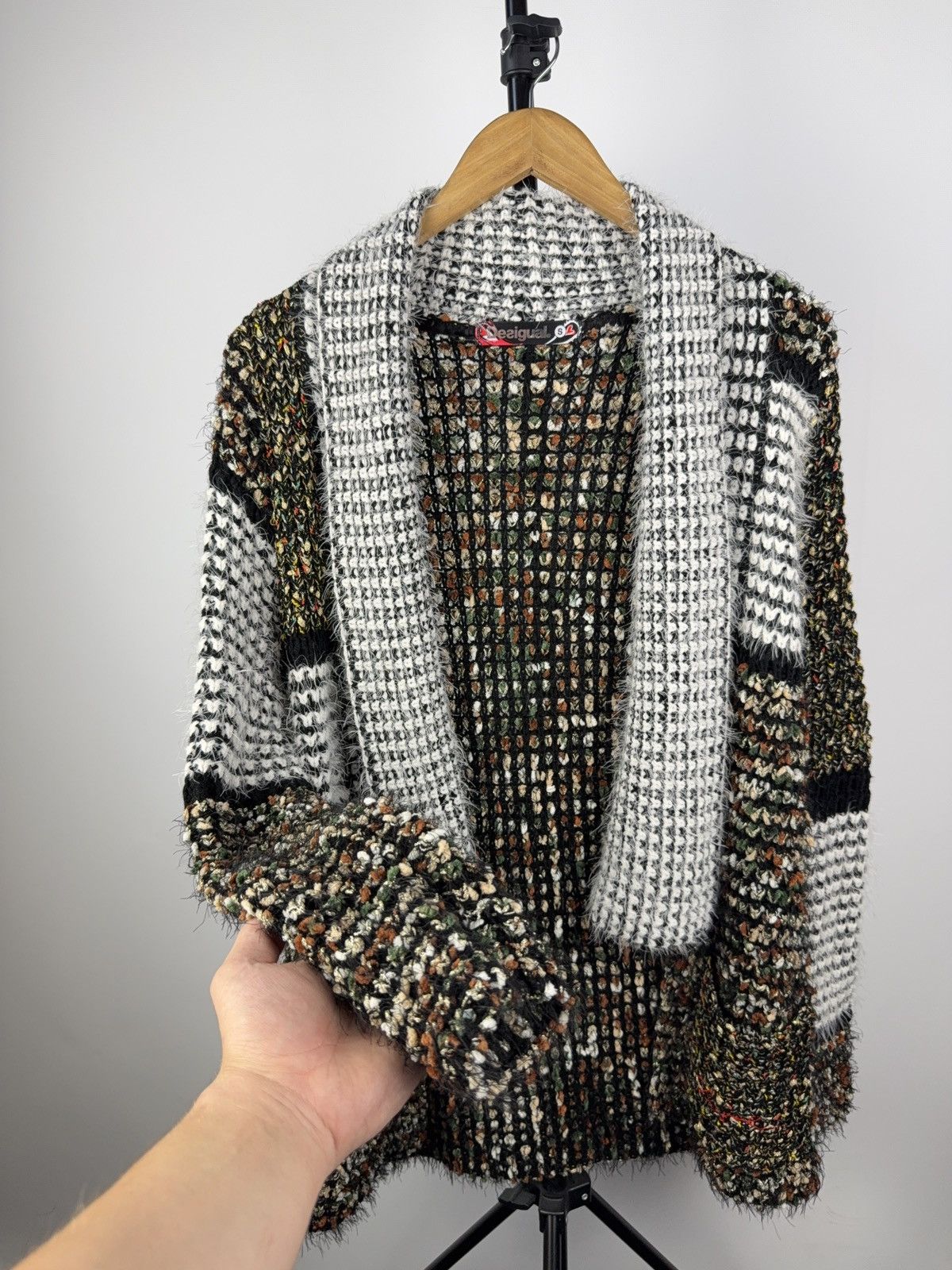 Desigual Desigual Chunky Knit Patchwork Cardigan S Boho Avant Garde Size S / US 4 / IT 40 - 2 Thumbnail