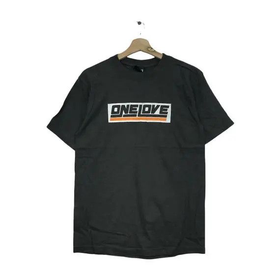 Band Tees × Japanese Brand Vtg 2001 GLAY ONE LOVE Dome Tour Japan Band Tee Shirt Album Size S / US 4 / IT 40 - 1 Thumbnail