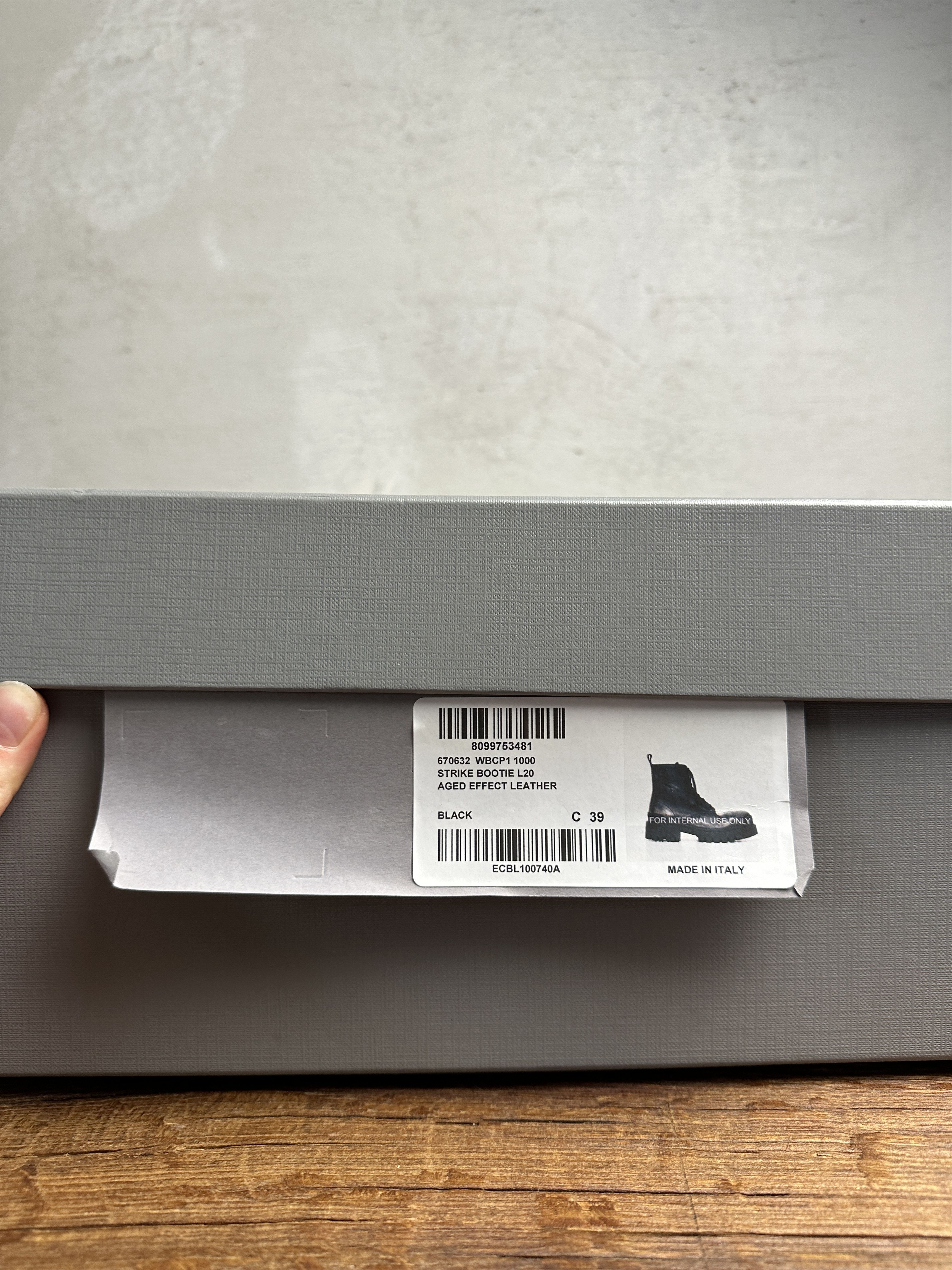 Balenciaga Balenciaga Strike L20 Aged Effect Leather Boots Size US 9 / IT 39 - 14 Thumbnail