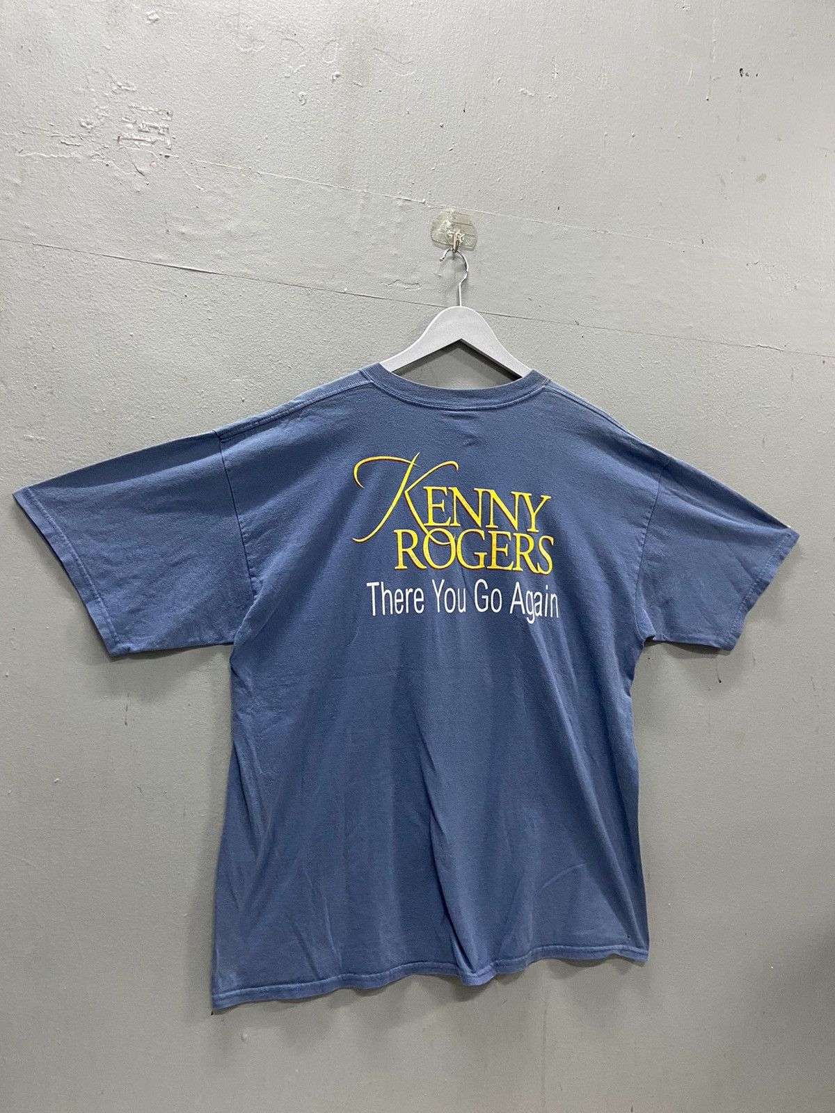 Band Tees KENNY ROGER THERE YOU GO AGAIN 2000 ALBUM TEE SHIRT Size US XL / EU 56 / 4 - 2 Thumbnail