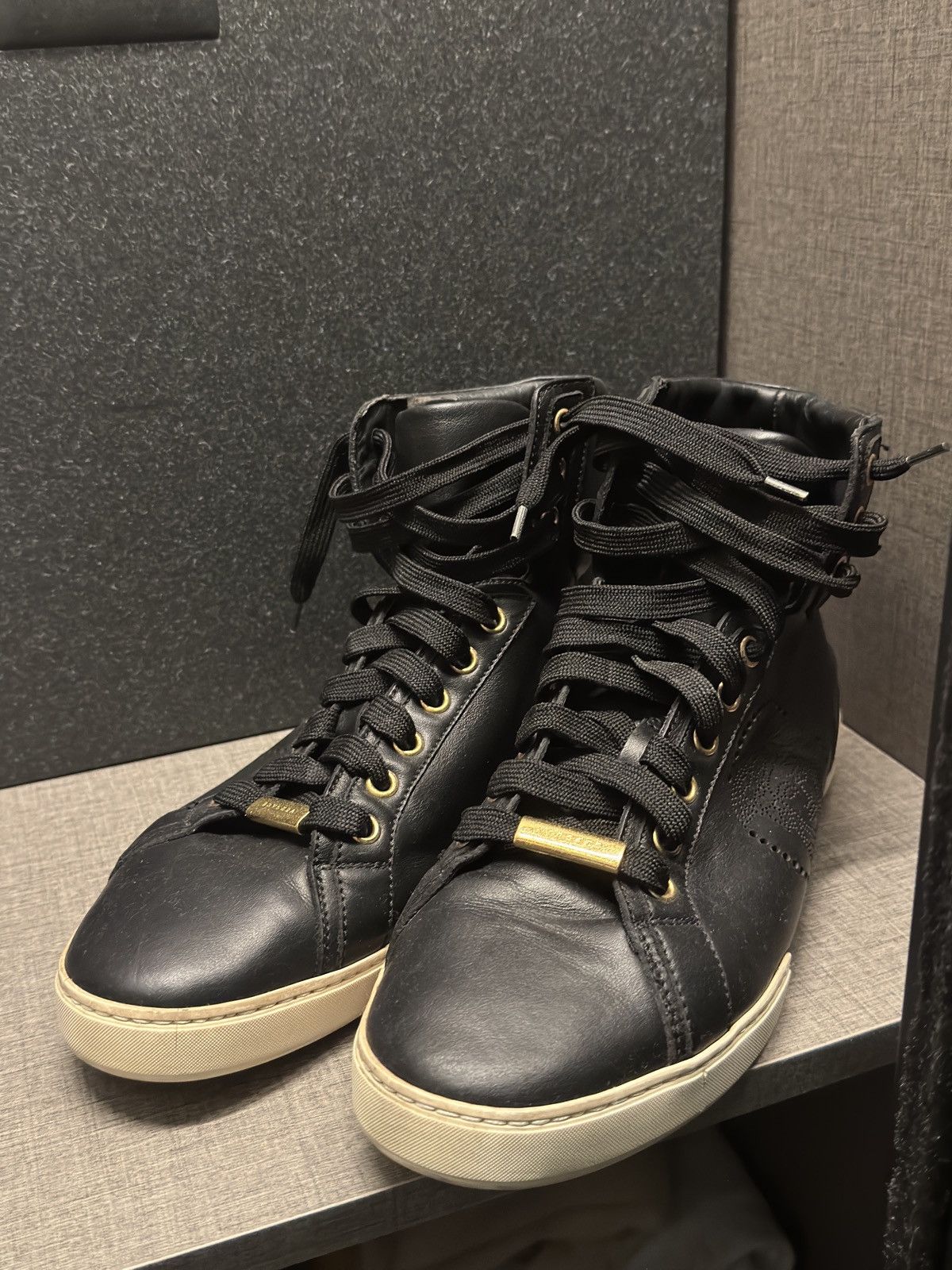 Versace VERSACE LEATHER HIGH CUT SHOES Size US 8.5 / EU 41-42 - 1 Thumbnail