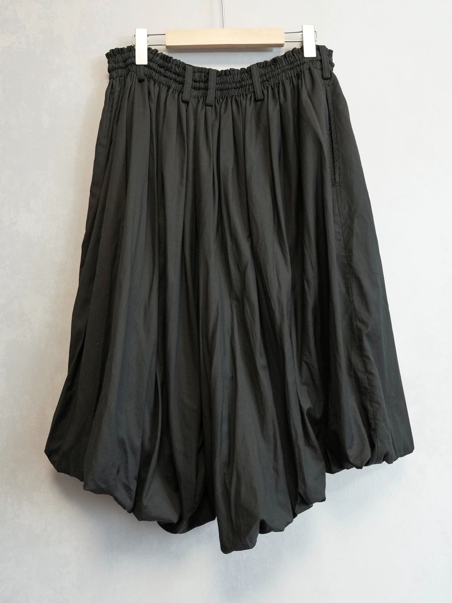 Yohji Yamamoto Yohji Yamamoto 13SS Puffy Pleated Pantskirt Size 3 Size US 34 / EU 50 - 2 Thumbnail