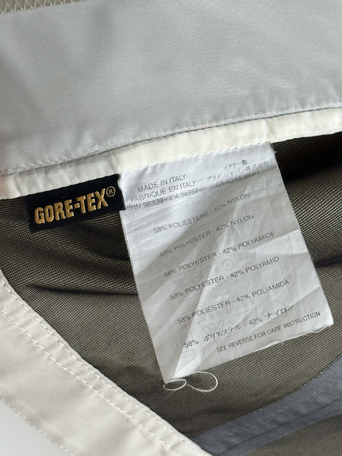 Prada Vintage Prada Gore-Tex Women's White Bomber Biker Jacket 44 Size M / US 6-8 / IT 42-44 - 15 Thumbnail