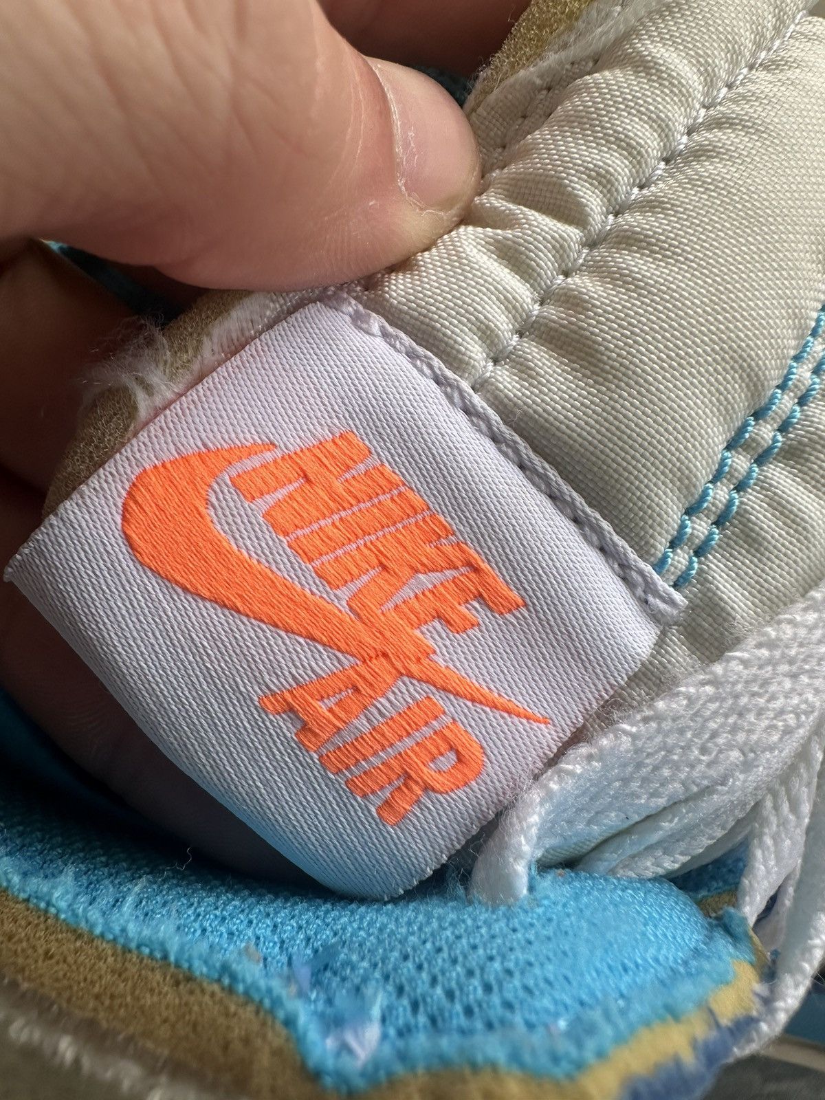 Jordan Brand × Off-White Nike Air Jordan 1 High OG Off-White UNC size 7.5 Size US 7.5 / EU 40-41 - 7 Thumbnail