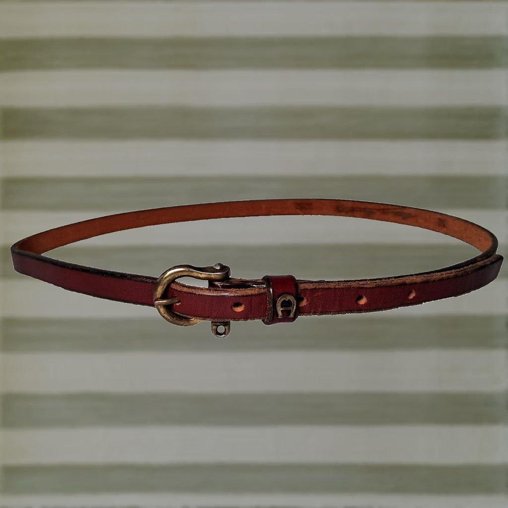 Etienne Aigner VINTAGE Etienne Aigner Belt Women 32 Leather Brass Buckle 1/2" Brown Adjustable Horsehoe Buckle Size ONE SIZE - 1 Thumbnail