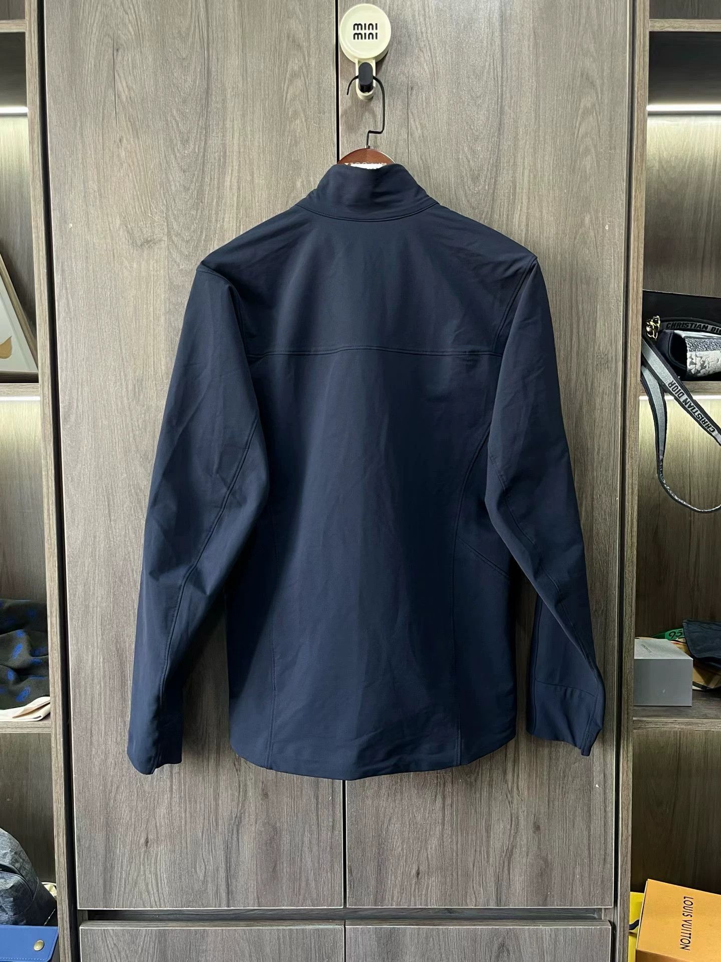 Arc'teryx Arc'teryx Gamma LT Jacket Men's S Black Size US S / EU 44-46 / 1 - 6 Thumbnail