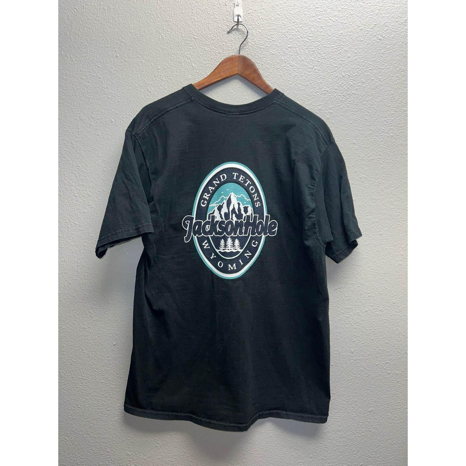 Fruit Of The Loom Vintage Jackson Hole Shirt Grand Tetons Wyoming Tee 90s VTG Size US L / EU 52-54 / 3 - 5 Thumbnail