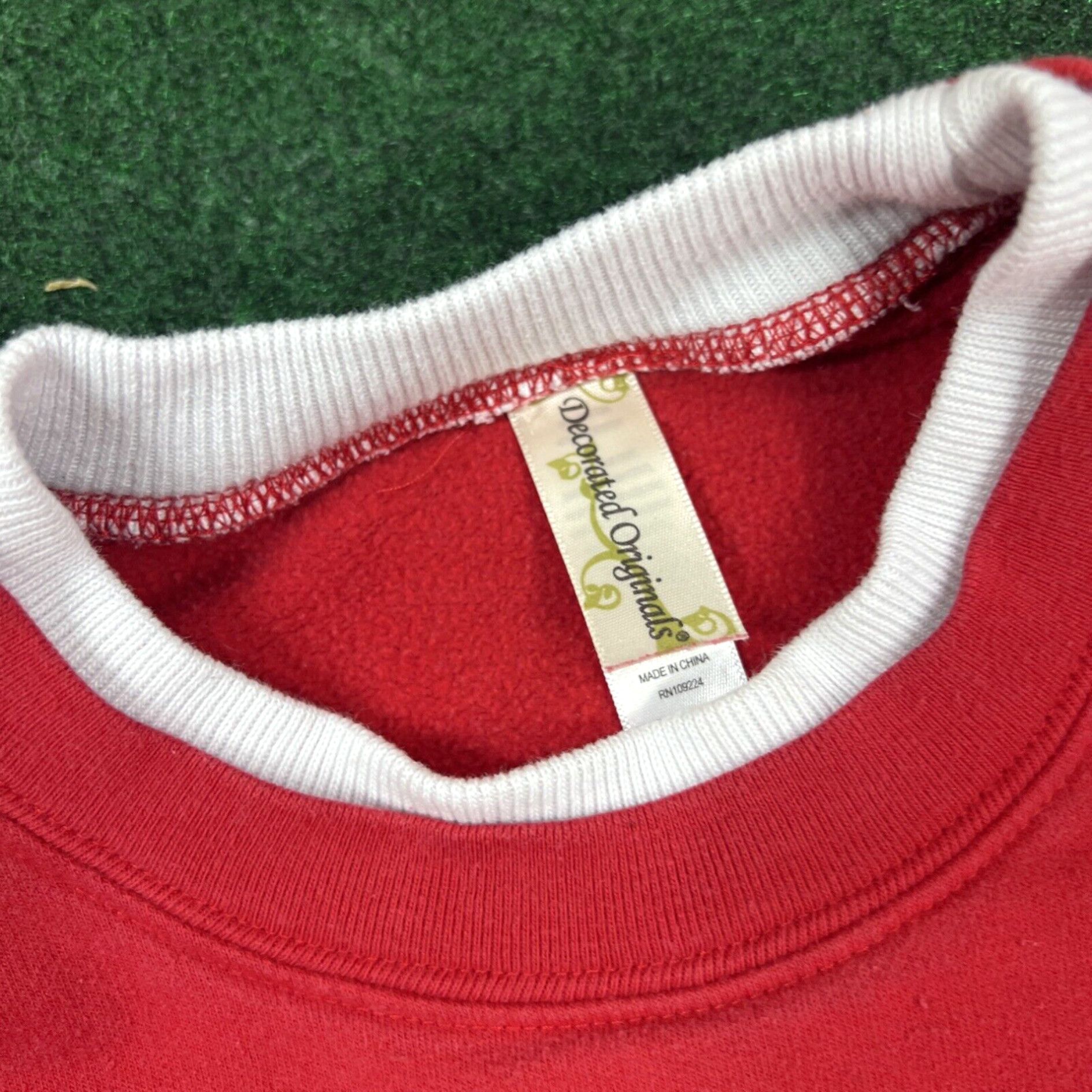 Vintage Adult Medium Holiday Christmas Sweater Christmas Tree White Christmas Red Size US M / EU 48-50 / 2 - 4 Thumbnail