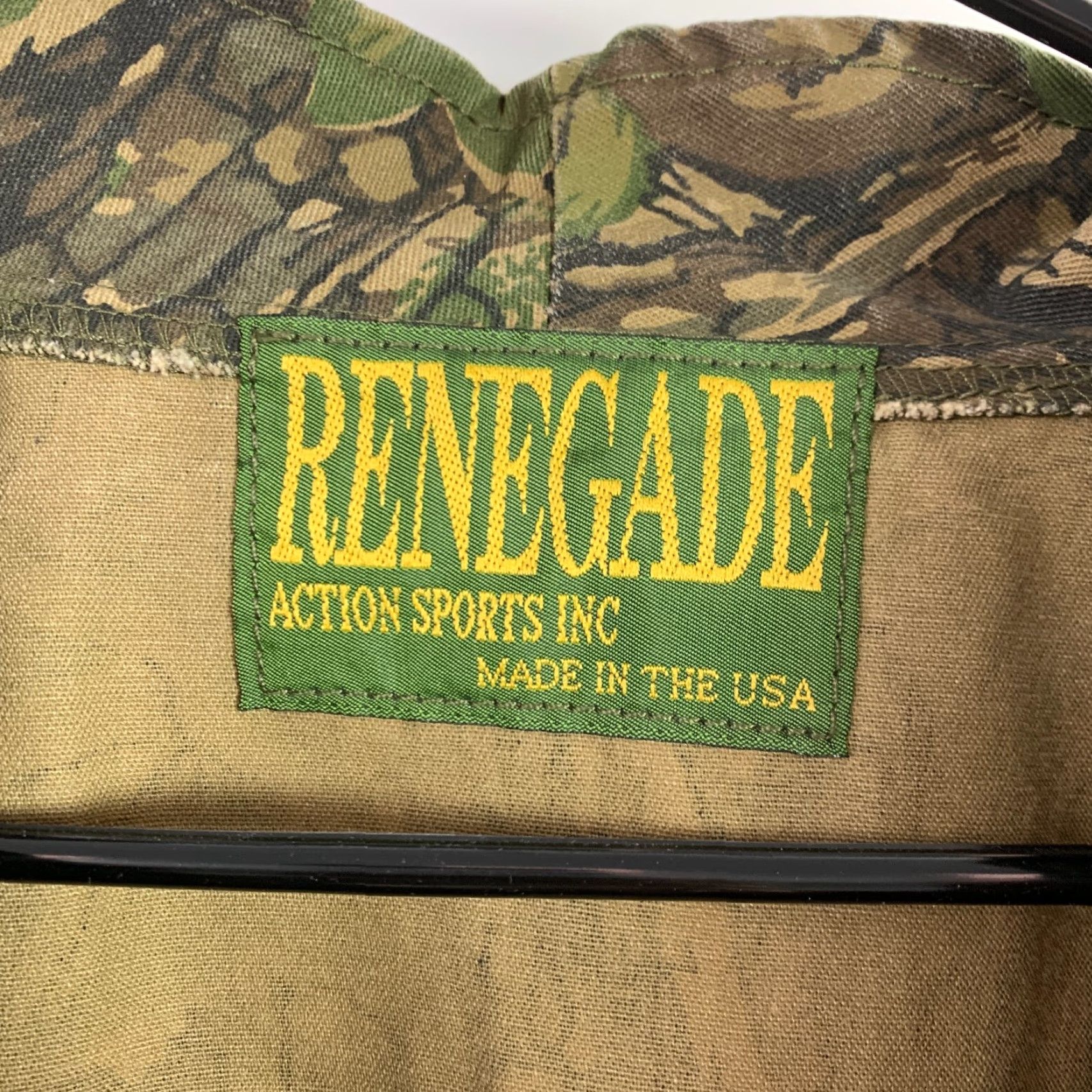 Vintage VINTAGE Renegade Jacket Camouflage Hook Loop Twill Pullover L Men Large Camo 65% Cotton 35% Polyester Size US L / EU 52-54 / 3 - 7 Thumbnail