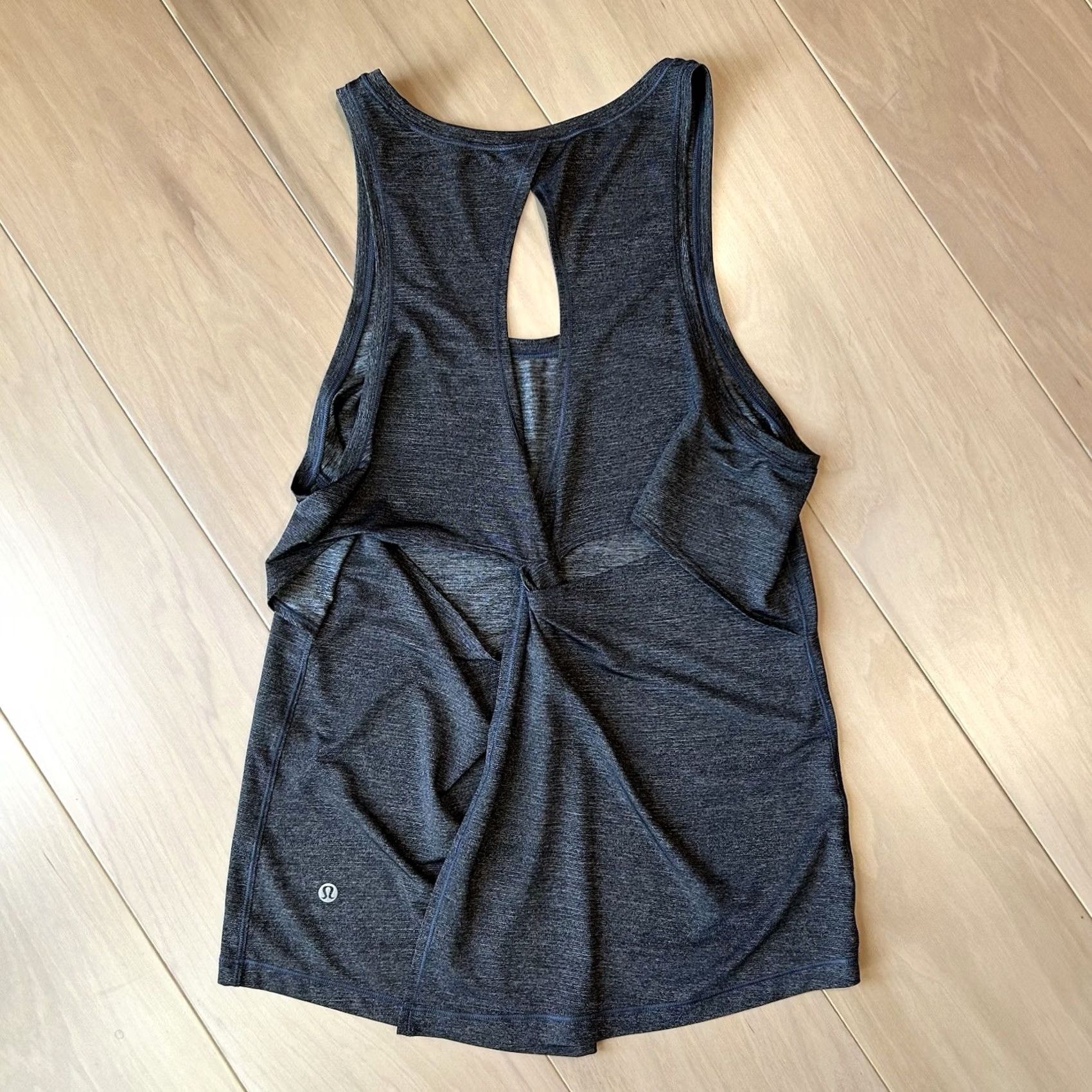 Lululemon Lululemon Hold And Let Flow Tank Heathered Gray Women’s 8 Tank Top Sleeveless Crew Neck Breathable Lightweight Relaxed Fit Activewear Casual Womens Size M / US 6-8 / IT 42-44 - 3 Thumbnail