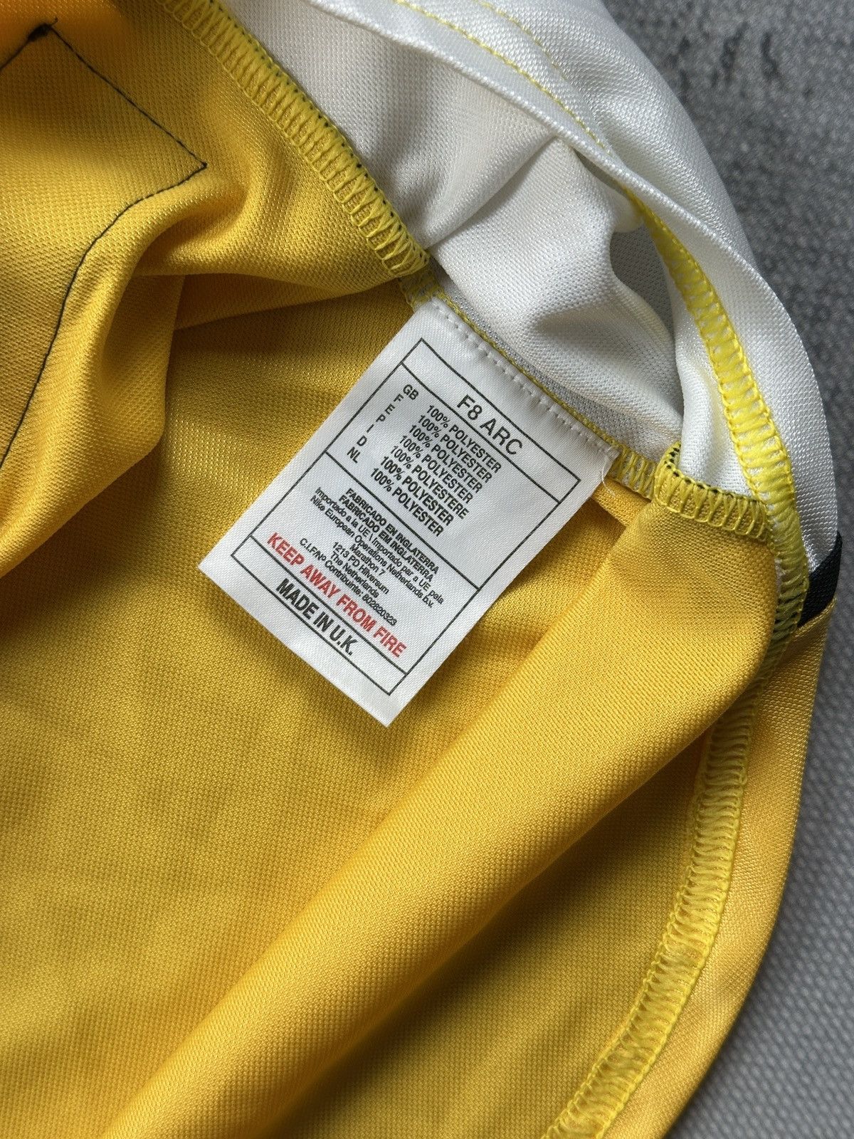 Nike Vintage Nike Borussia Dortmund Nerlinger 8 Football Jersey Size US L / EU 52-54 / 3 - 15 Thumbnail