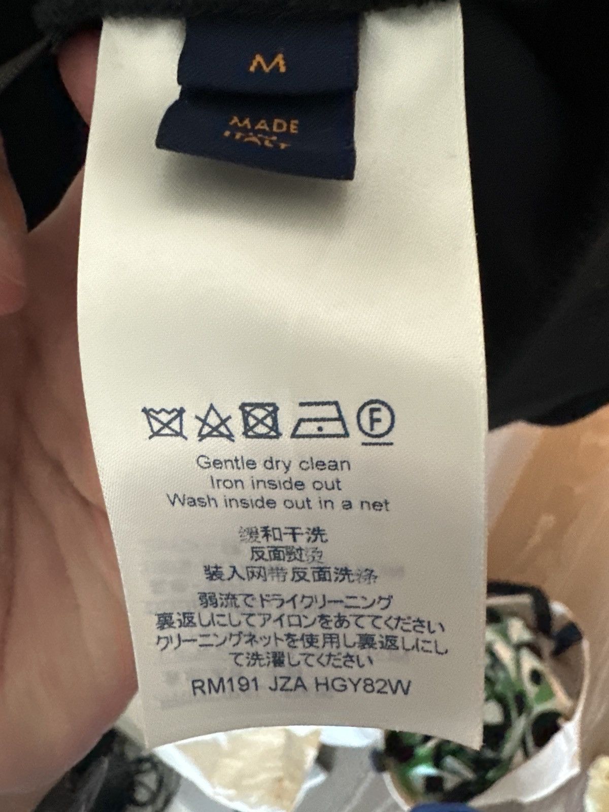 Louis Vuitton Louis Vuitton x Virgil Abloh velour cargo Quarter Zip Size US M / EU 48-50 / 2 - 14 Thumbnail
