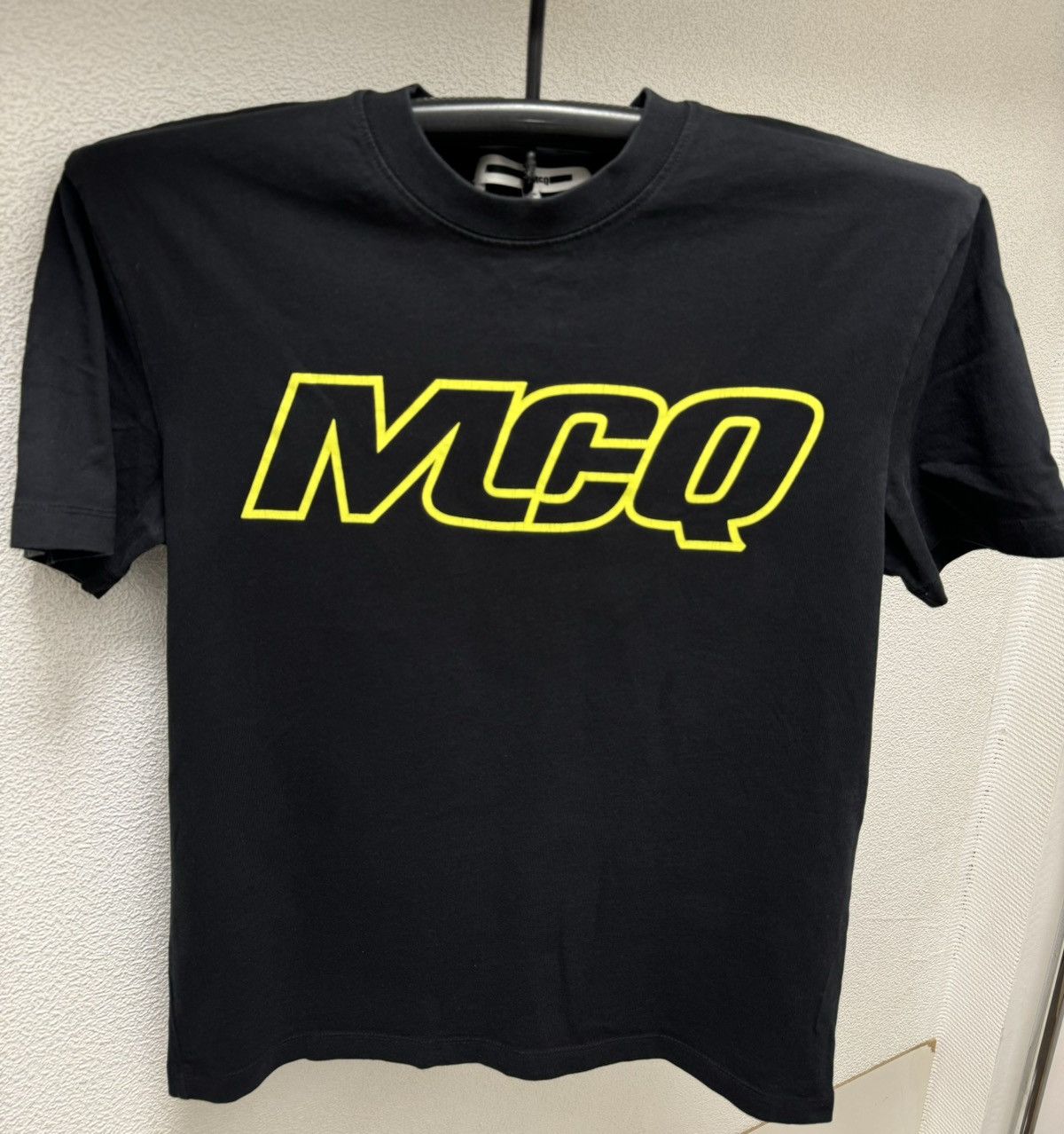 MCQ Alexander McQueen MCQ big logo black t-shirt S sz Size US S / EU 44-46 / 1 - 5 Thumbnail
