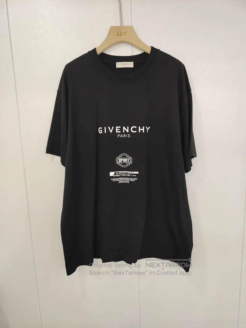 Givenchy Givenchy New Pattern Letter Short Sleeve T-Shirt Black Size US M / EU 48-50 / 2 - 1 Thumbnail