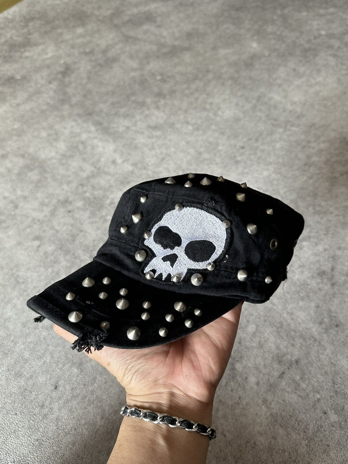If Six Was Nine If six was nine studded punk skull cadet hat lgb Size ONE SIZE - 2 Thumbnail