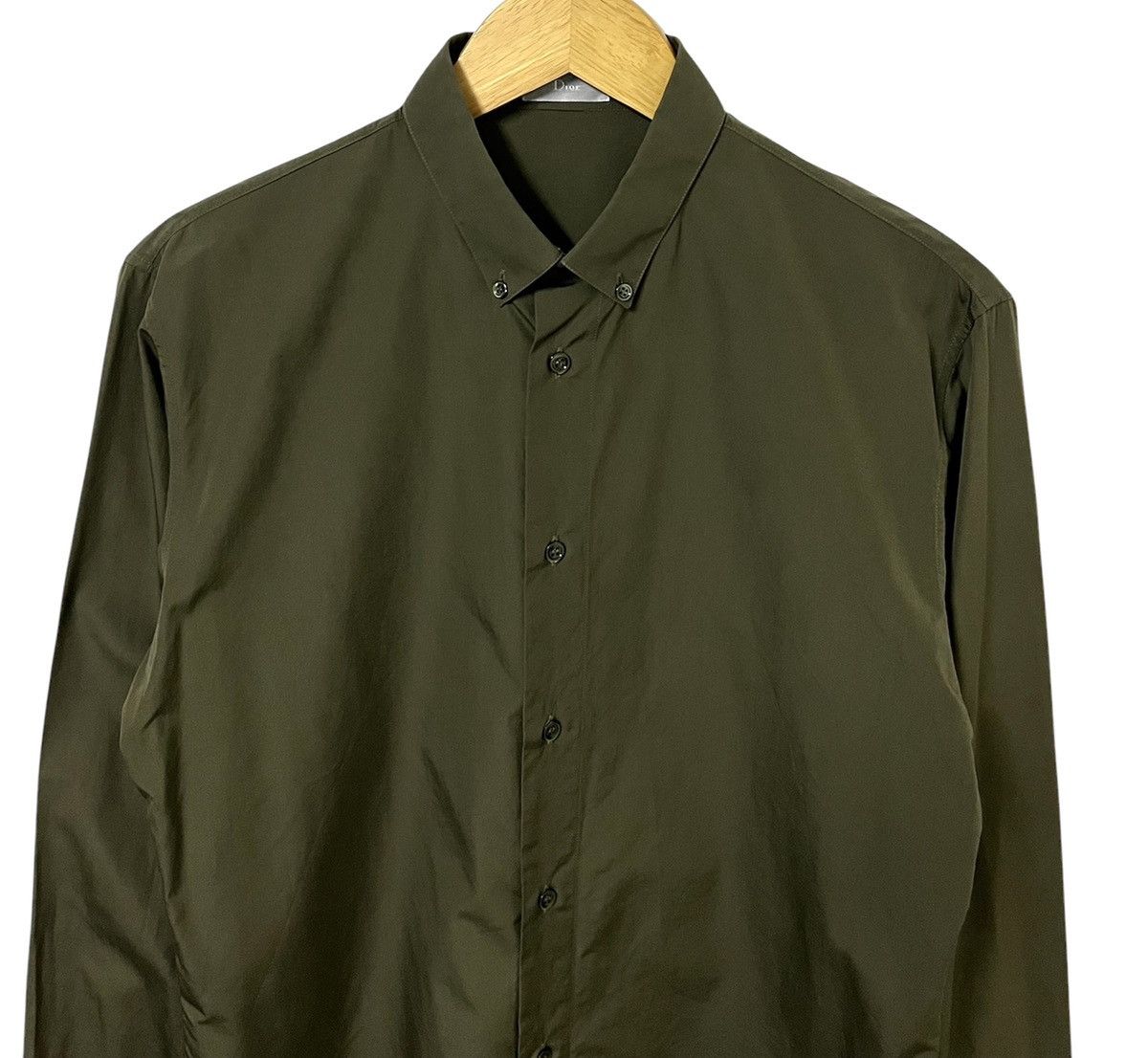 Dior DIOR HOMME HEDI SLIMANE PLAIN GREEN DRESS SHIRT Size US M / EU 48-50 / 2 - 7 Thumbnail