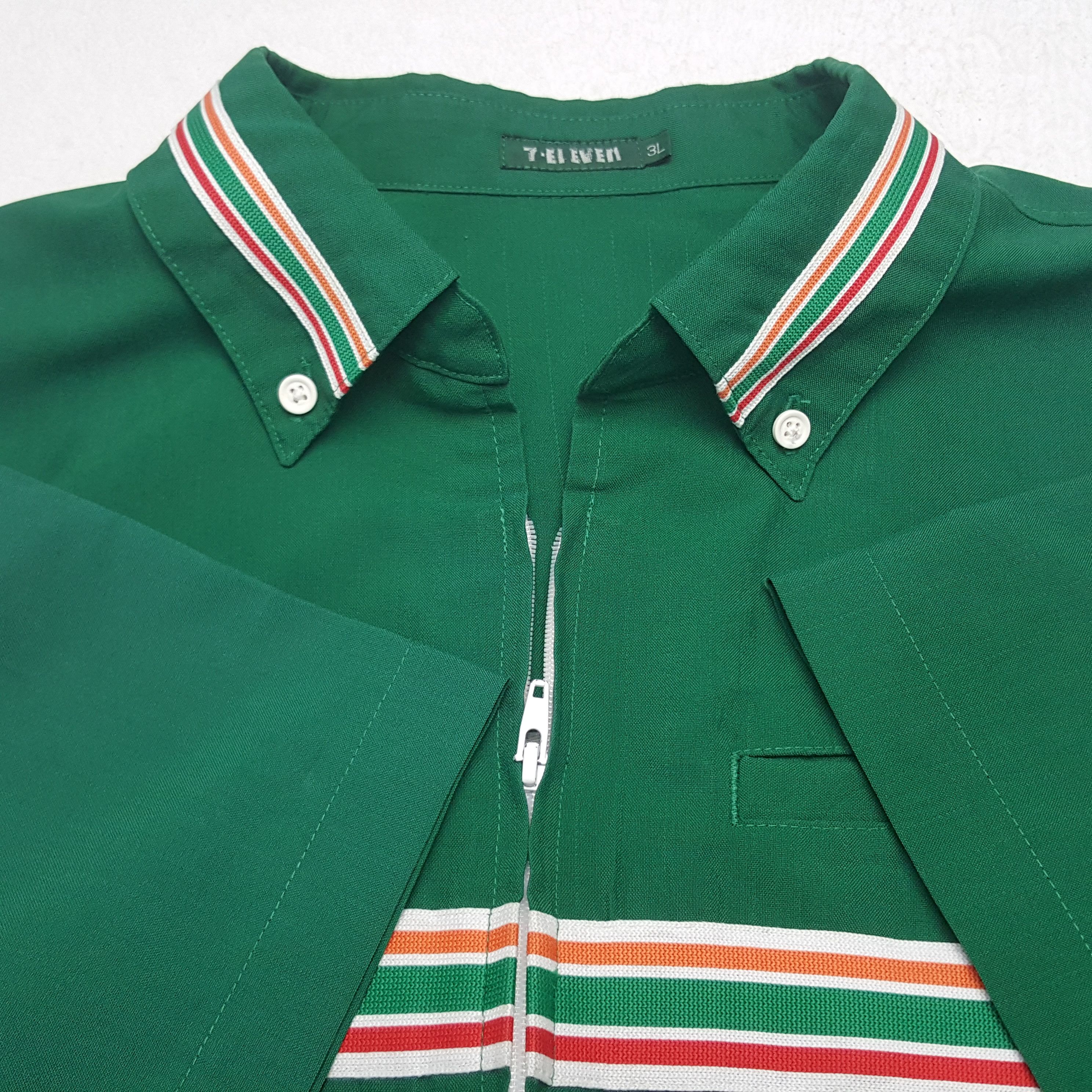 Japanese Brand × Vintage Vintage 7 Eleven Japanese Brand Uniform Tshirt Size US L / EU 52-54 / 3 - 5 Thumbnail