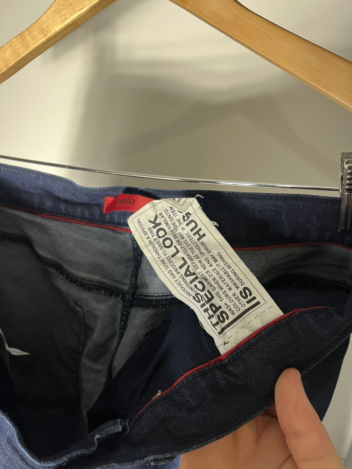 Hugo Boss HUGO BOSS CLASSIC DENIM CASUAL JEANS SKINNY SPECIAL LOOK Y2K Size US 34 / EU 50 - 11 Thumbnail