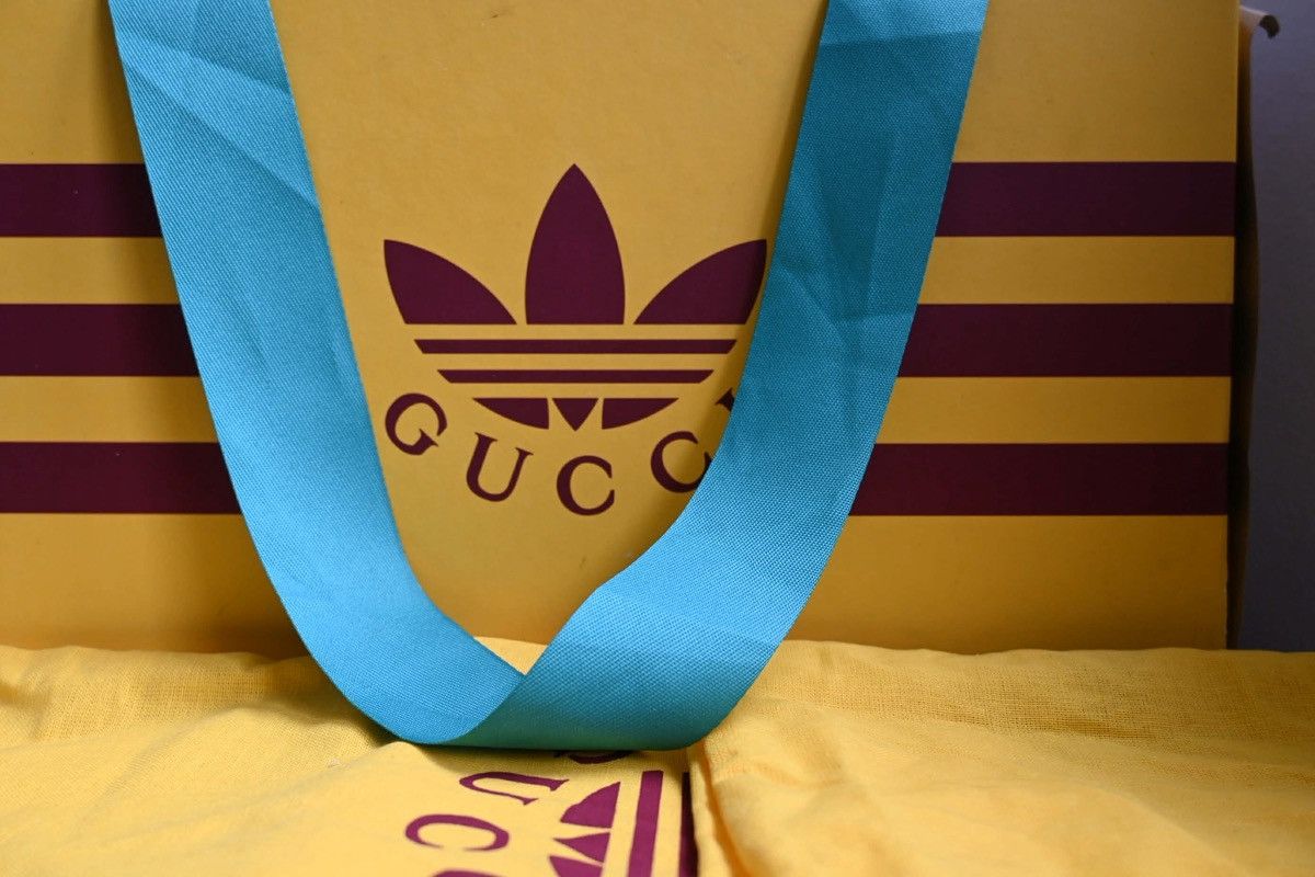 Adidas × Gucci Gucci x Adidas Softy velvet gazelle samba Size US 8 / EU 41 - 10 Thumbnail