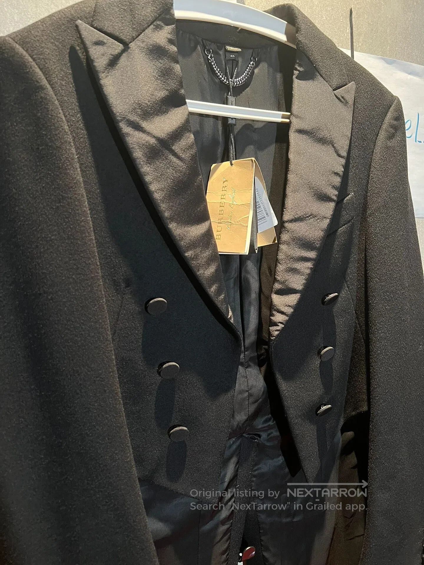 Burberry burberry tailcoat new stunning magician style. Size US L / EU 52-54 / 3 - 4 Thumbnail