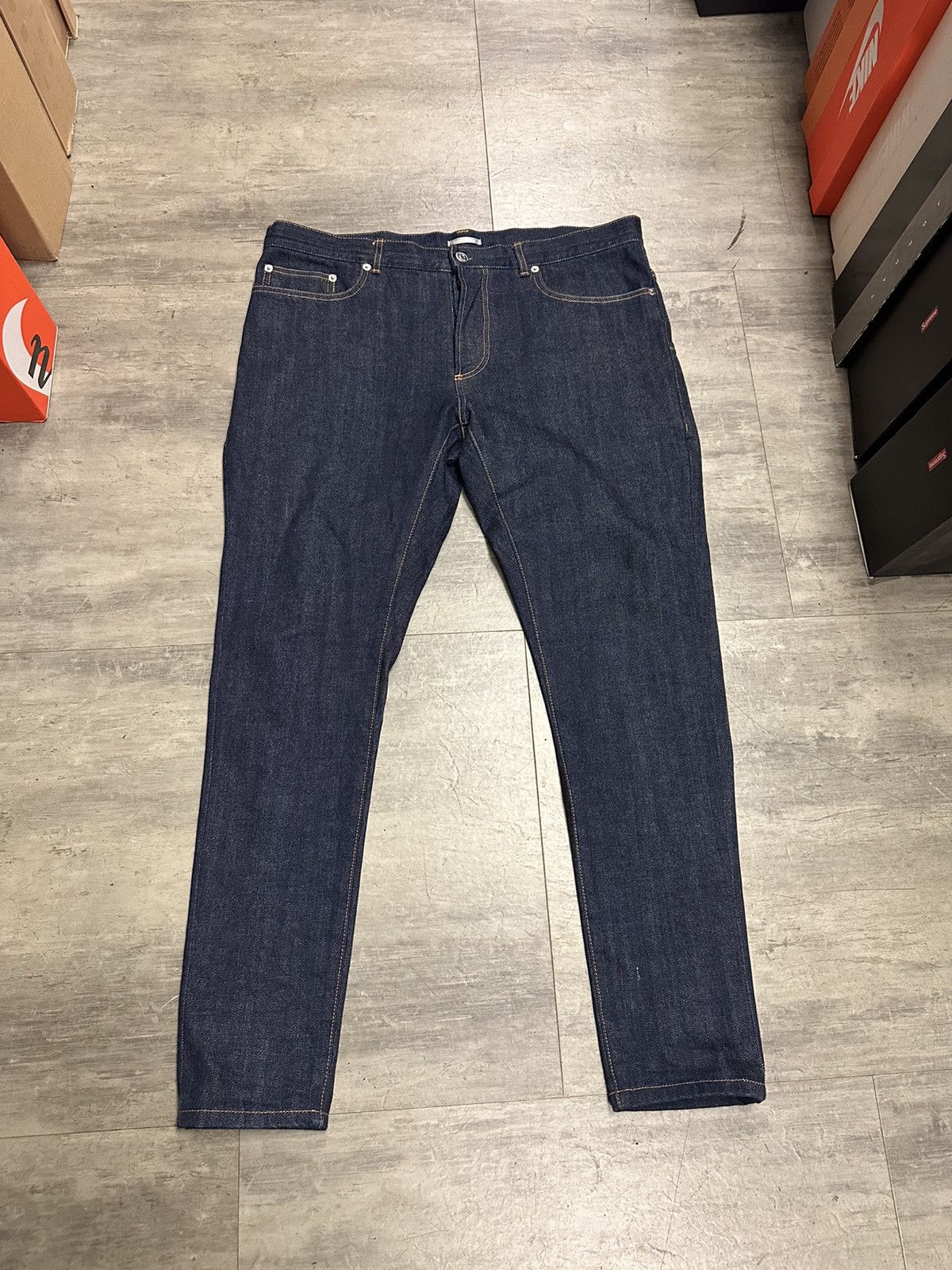 image of Dior Jeans Dark Denim Pre Owned Men’S in Blue, Men's (Size 34)