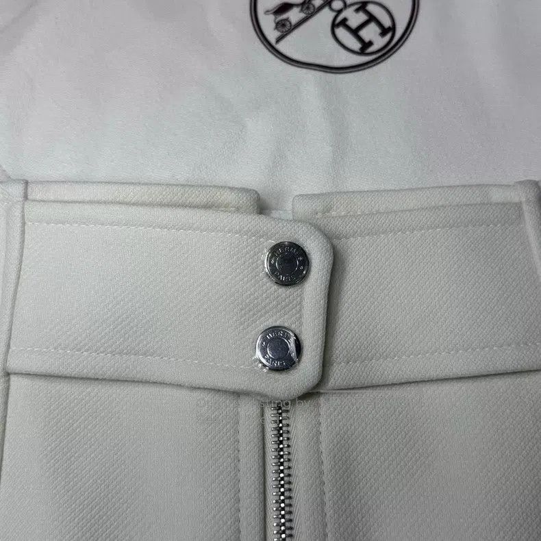 Hermes Hermes White High Waist Short Pants Casual Skirt Size 24" / US 00 / IT 34 - 3 Thumbnail