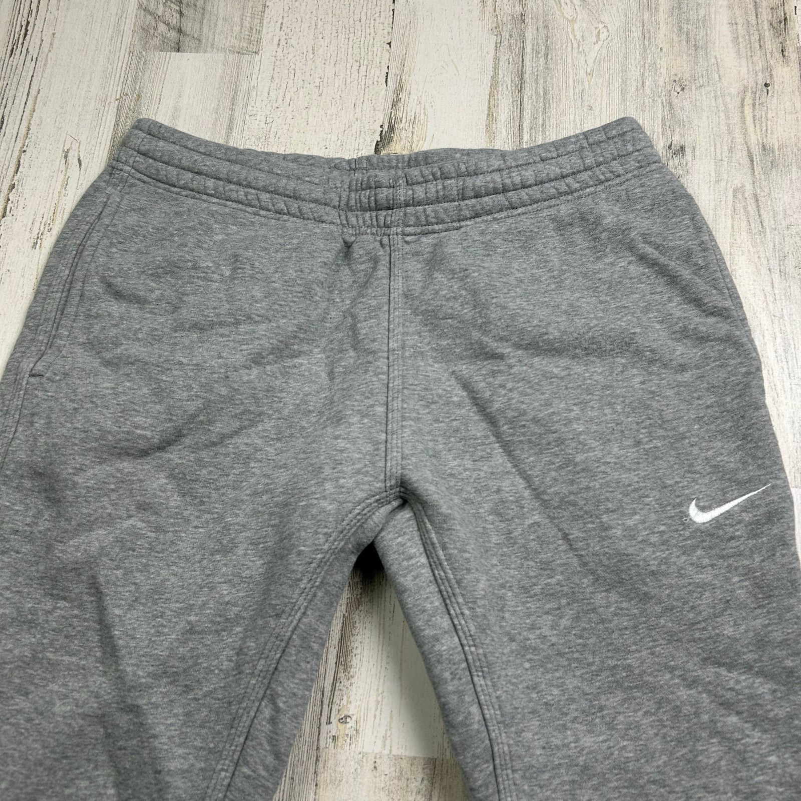 Nike Nike Club Fleece Tapered Heather Jogger Pants Size US 32 / EU 48 - 2 Thumbnail