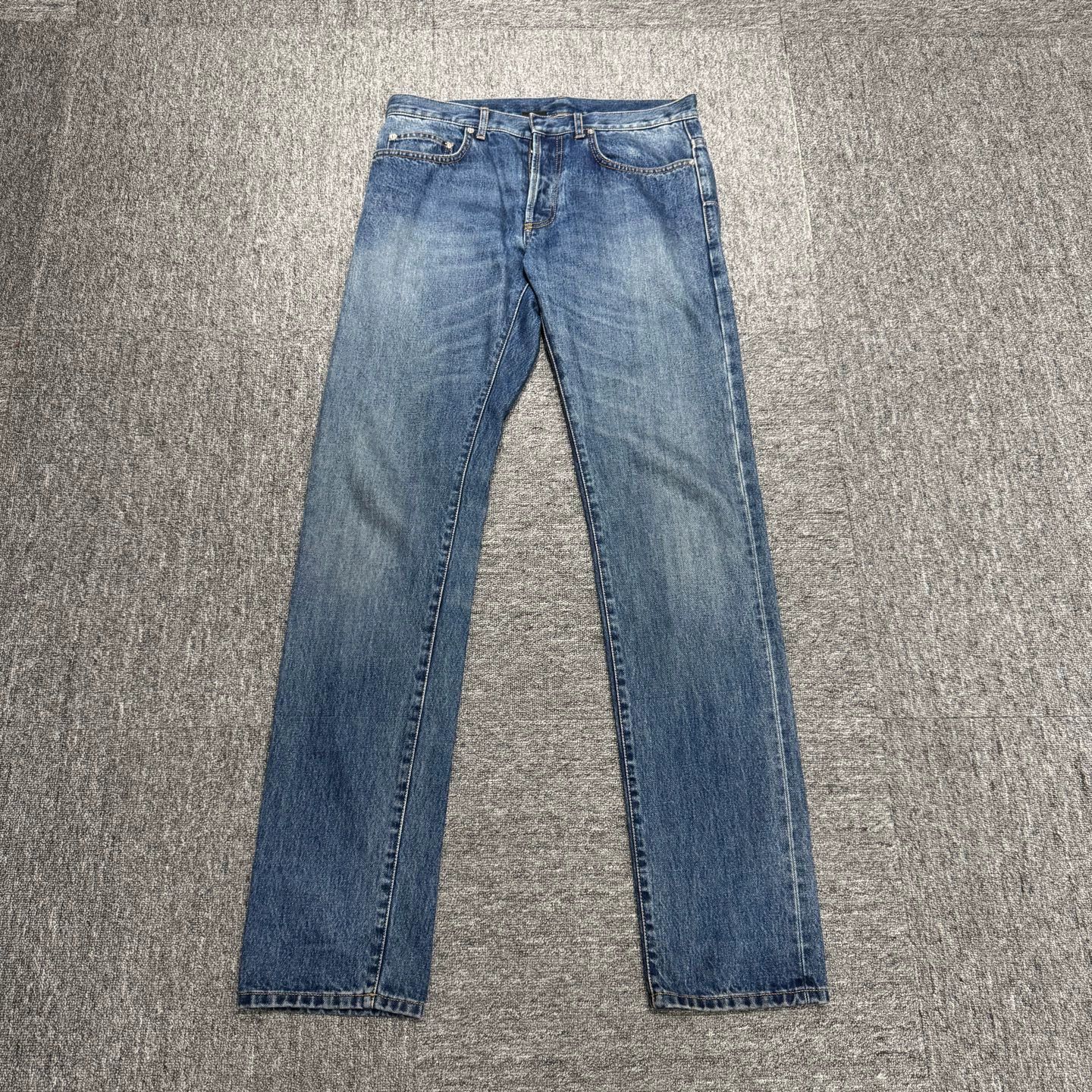 Dior Dior 98 New Washed Distressed Jeans 32 Size US 32 / EU 48 - 1 Thumbnail