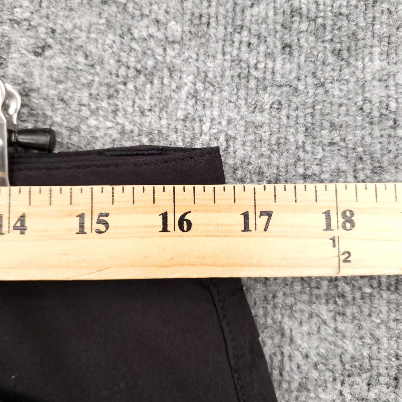 Eddie Bauer Eddie Bauer Skort Womens 8 Black Horizon Mini Nylon Stretch Hiking Outdoor Size 30" / US 8 / IT 44 - 7 Thumbnail