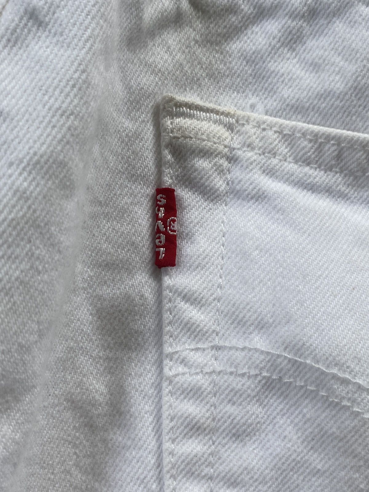 Levi's BINDING NOW‼️ Vintage Levi’s 501 jeans Size US 30 / EU 46 - 16 Thumbnail