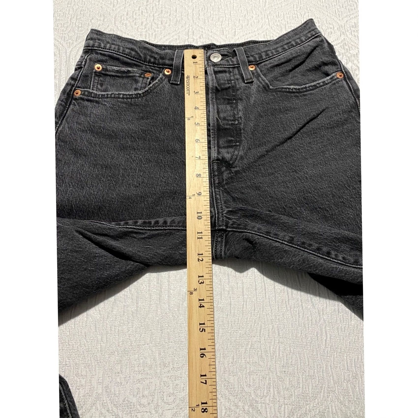 Levi's VINTAGE Levi's 501 S Skinny Jeans Womens 27x28 High Rise Button Fly Black Charcoal Wash 29502-0227 Size 27" / US 4 / IT 40 - 4 Thumbnail