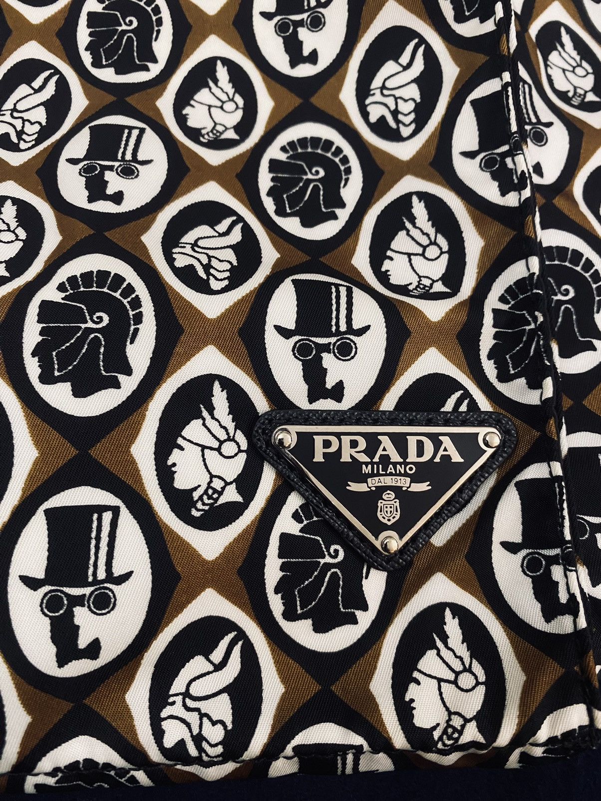 Prada Prada 🇮🇹 tabacco esquire’s techno logo reversible tote NEW Size ONE SIZE - 12 Thumbnail