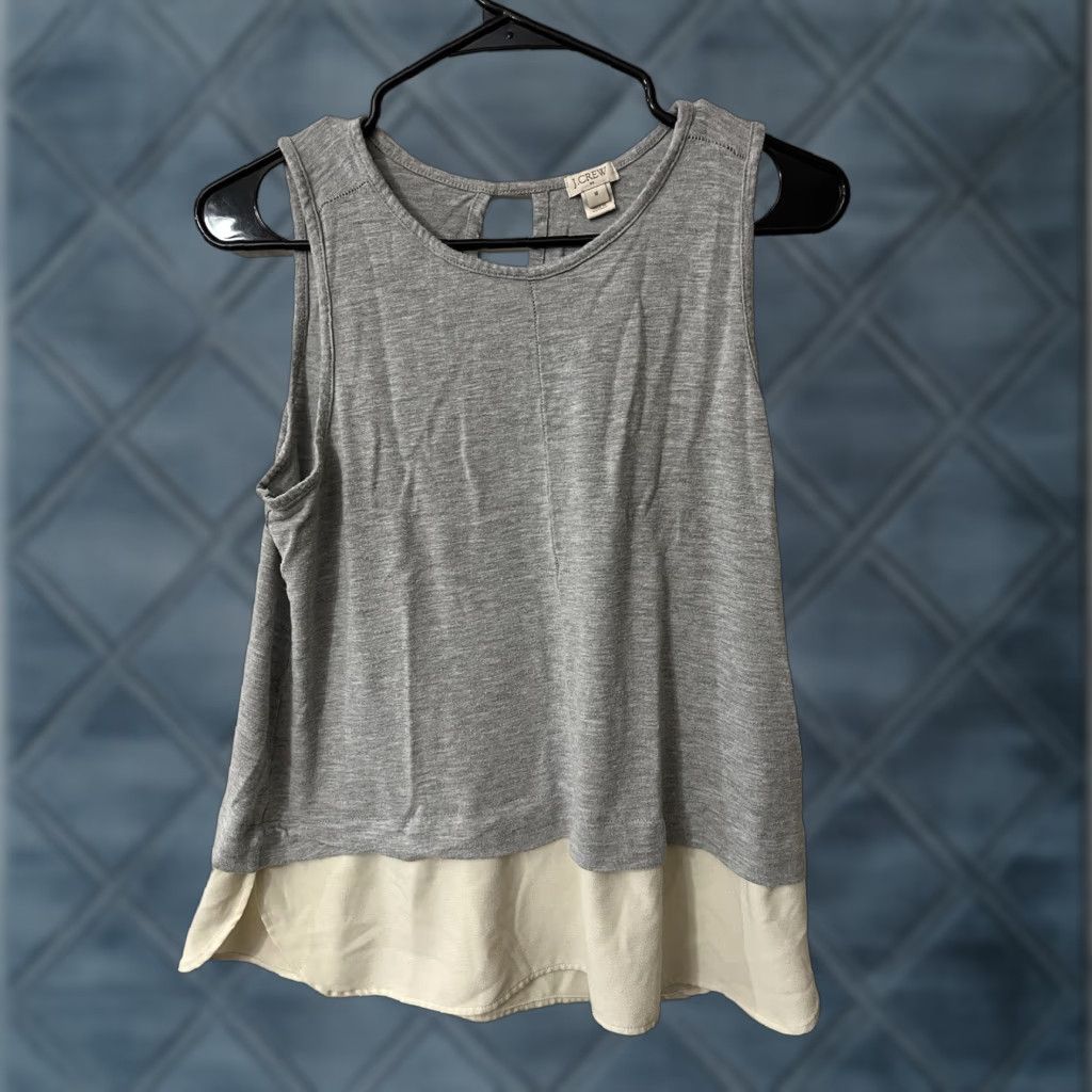 J.Crew J.CREW Gray Drapey Tank Top Sleeveless Crew Neck Women Adult Medium Size M / US 6-8 / IT 42-44 - 1 Thumbnail