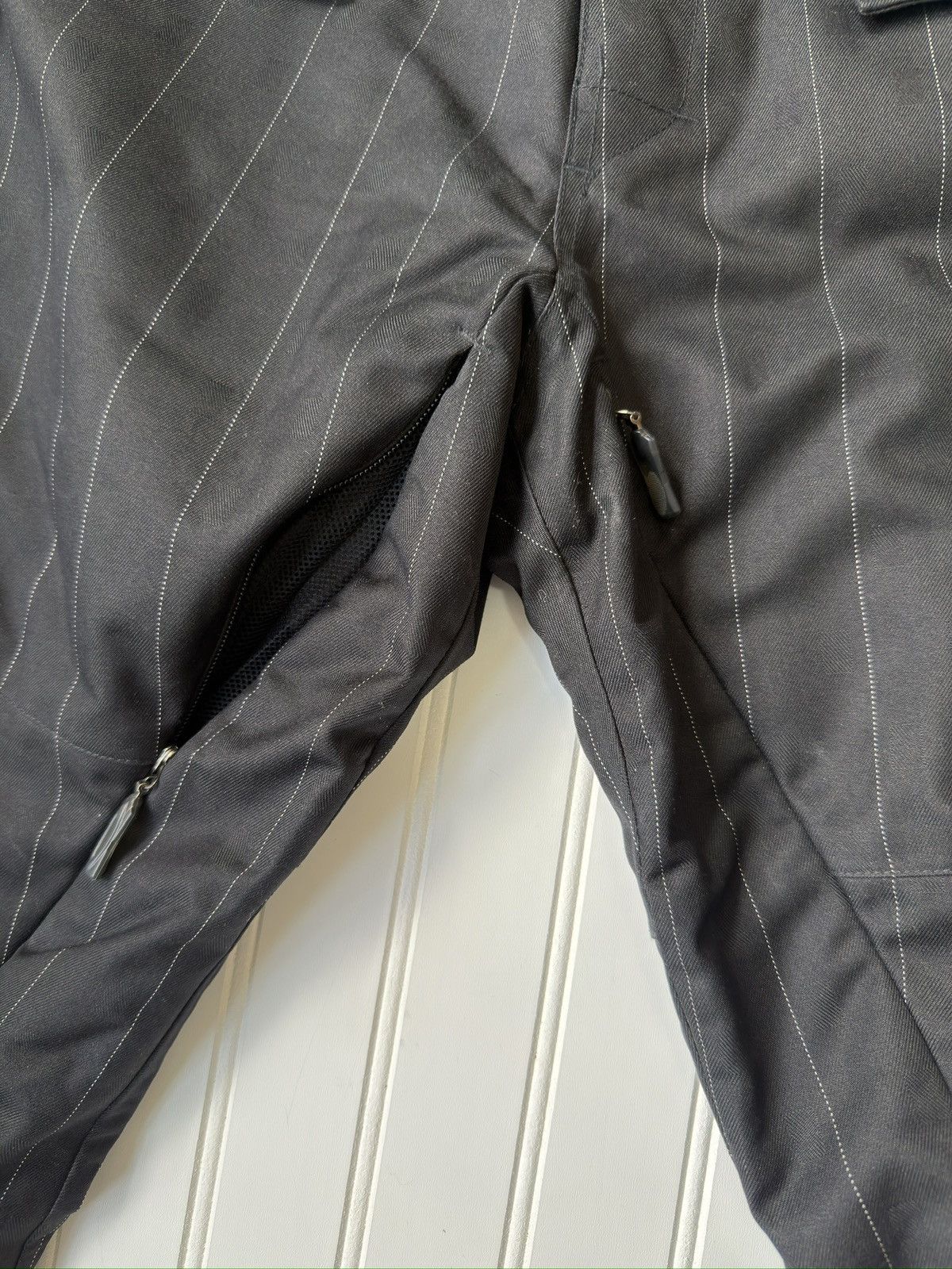 Oakley Oakley Software Black Pinstripe Ski Snowboard Pants Size LG Size US 36 / EU 52 - 5 Thumbnail