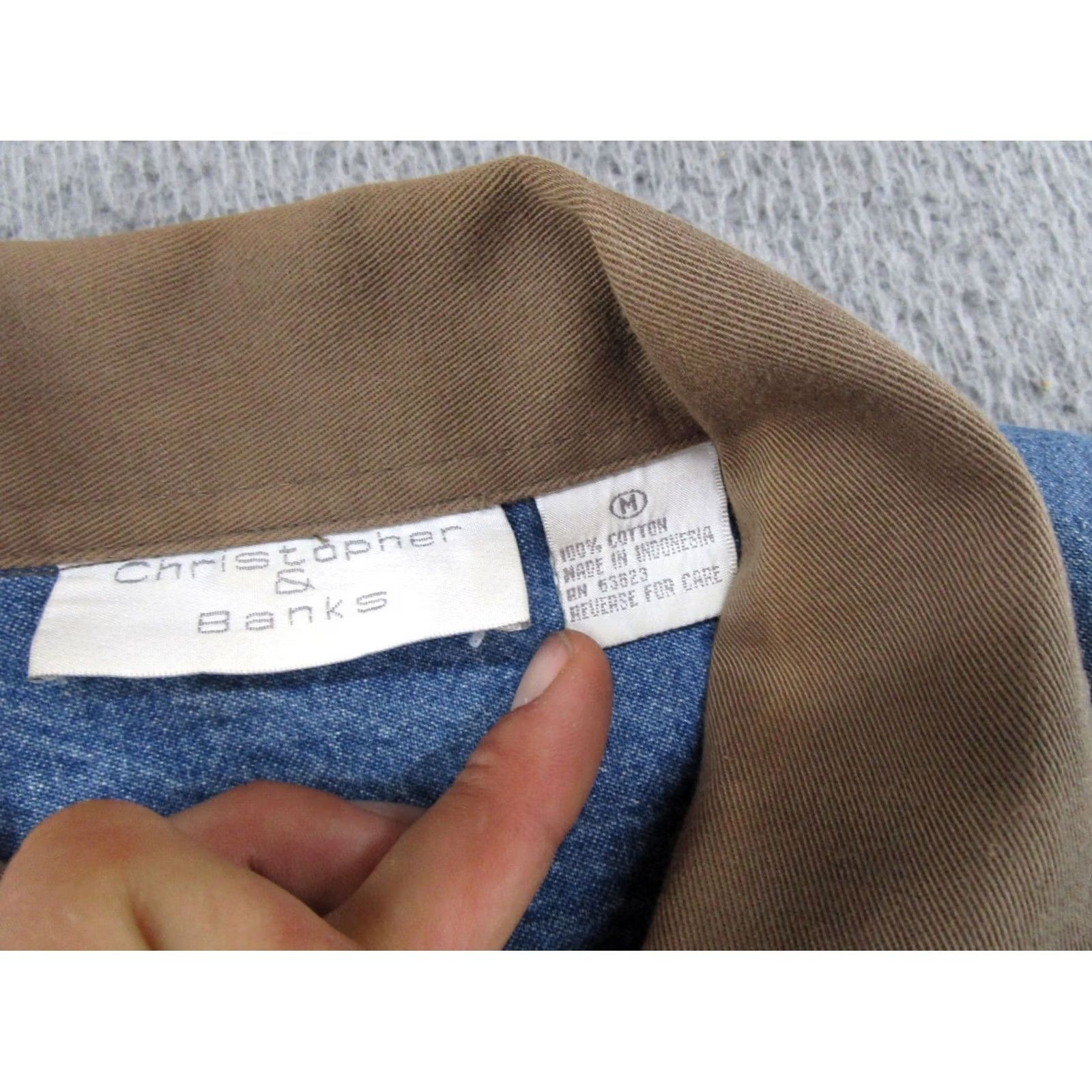 Vintage Christopher & Banks Women's Jacket Denim Blue Embroidered Angels 90s M Denim Jacket Mid-Length Button Cotton Lining Pockets Collared Regular Womens Size 32" / US 10 / IT 46 - 4 Thumbnail