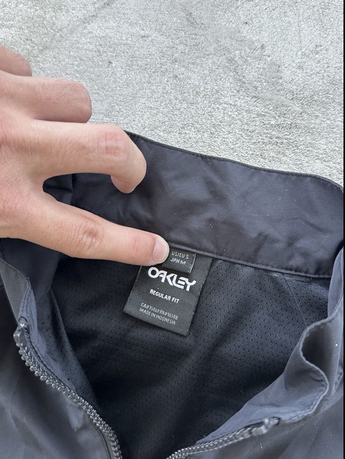 Oakley Vintage Light Jacket Oakley Nylon Zip Track Jacket Black S Size US S / EU 44-46 / 1 - 6 Thumbnail