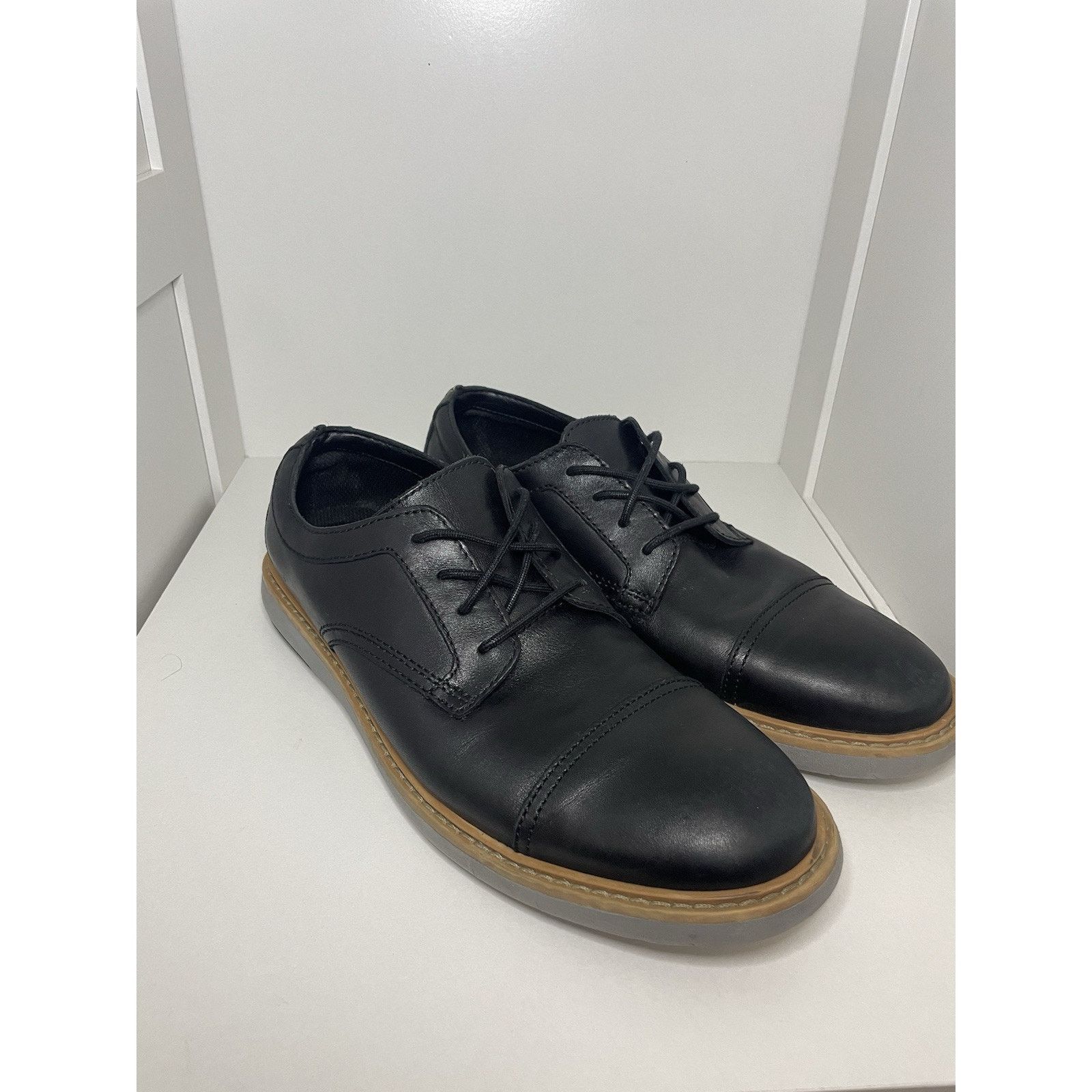 Clarks Men’s Clark’s dress shoes Size 7.5 Size US 7.5 / EU 40-41 - 1 Thumbnail