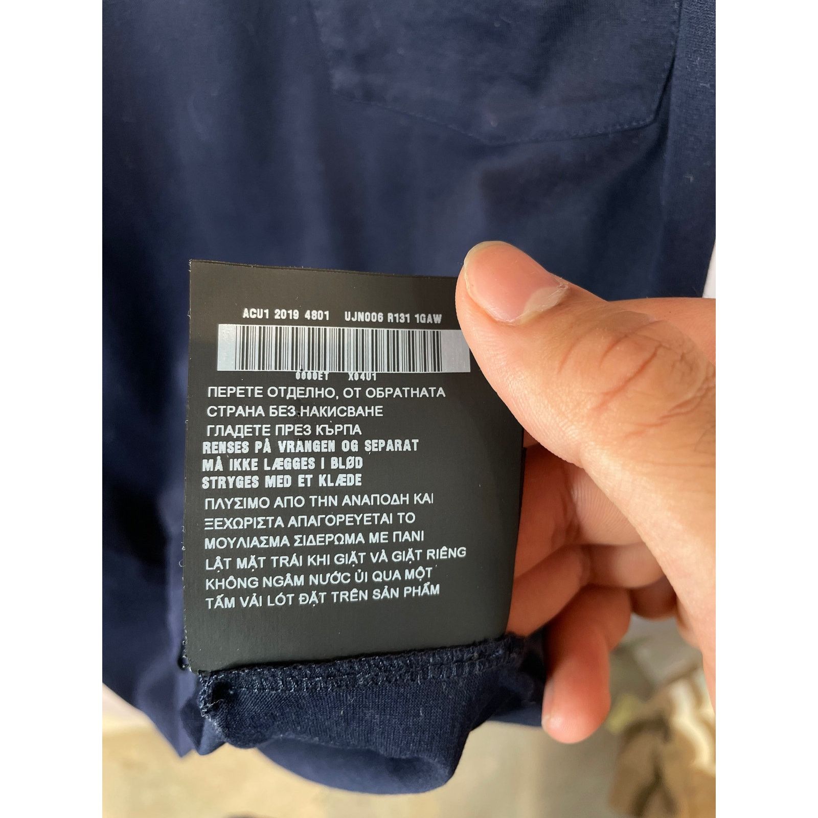 Prada Prada Small Navy Logo Tee Used XL Size US XL / EU 56 / 4 - 4 Thumbnail