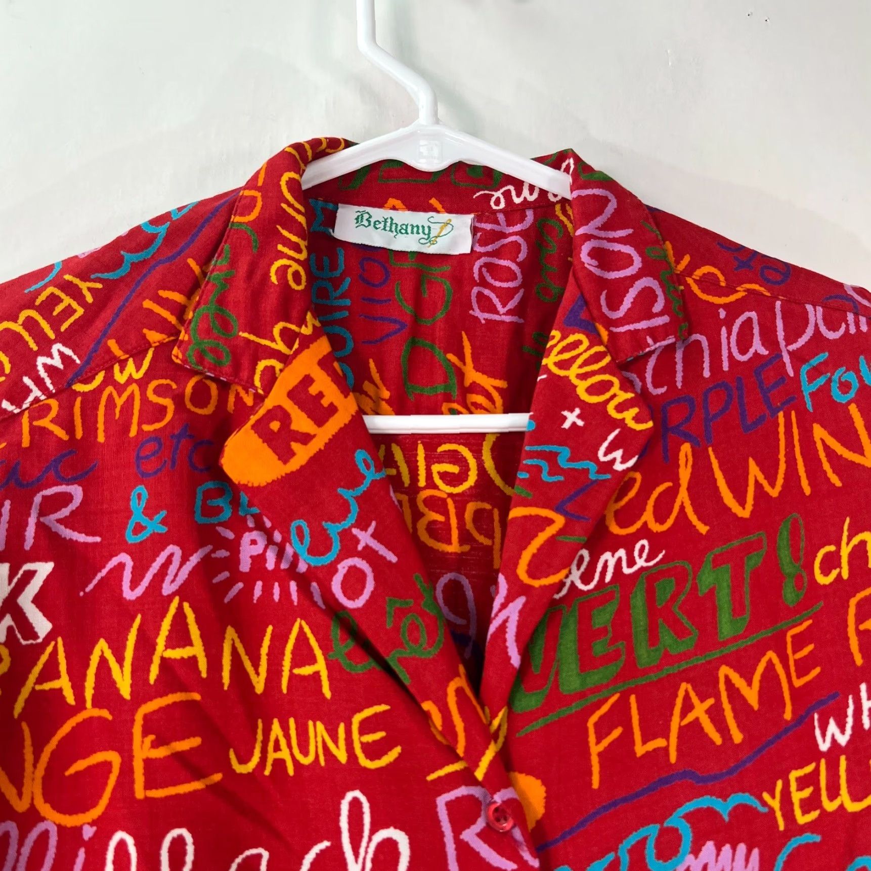 Vintage Bethany Men Shirt Notch Collar Red Short Sleeve M Hawaiian Letter Print Button-Up 24in/18in Chest Mens Size US M / EU 48-50 / 2 - 3 Thumbnail