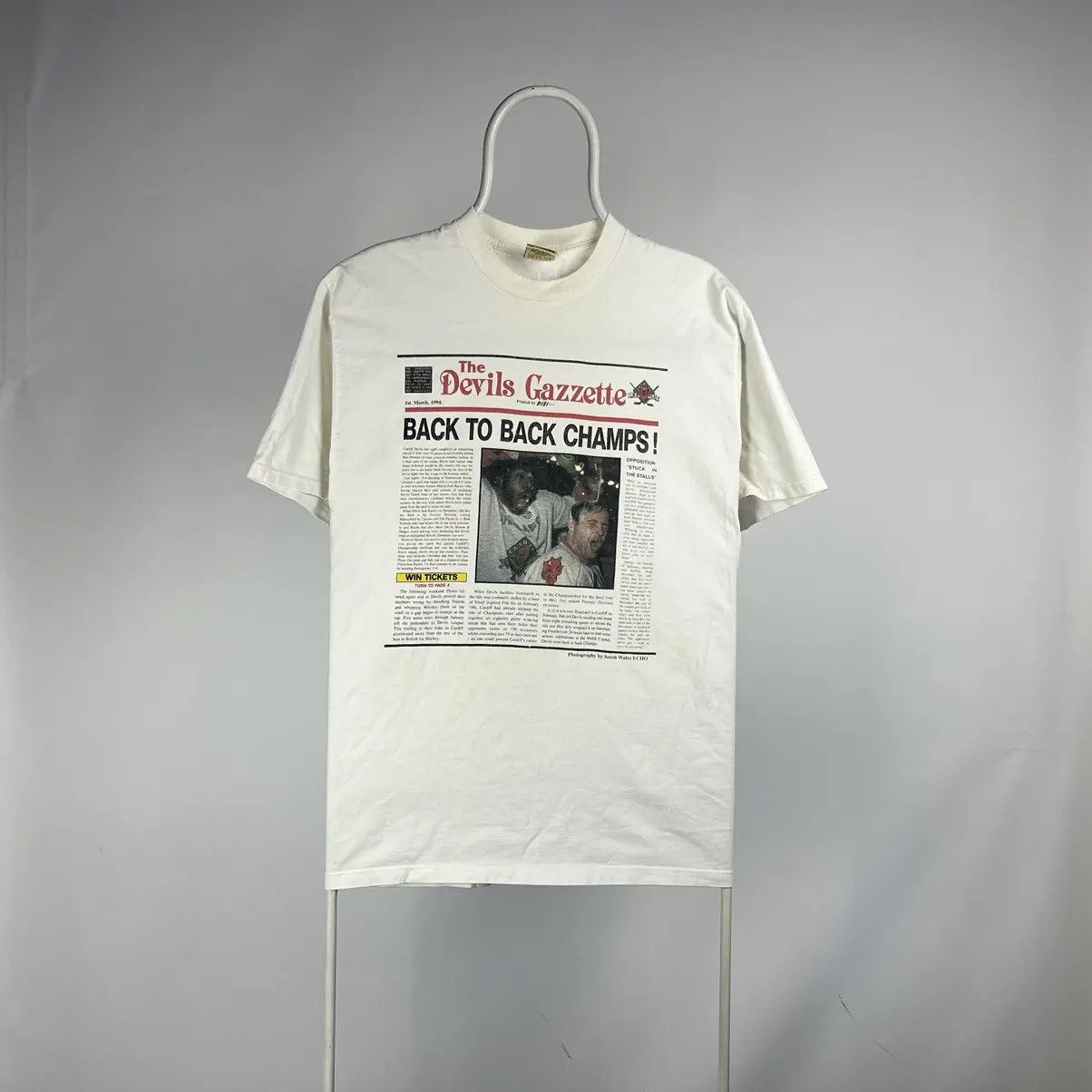 NHL Vintage Cardiff Devils Gazzette Champions Tshirt autograph Size US L / EU 52-54 / 3 - 1 Thumbnail