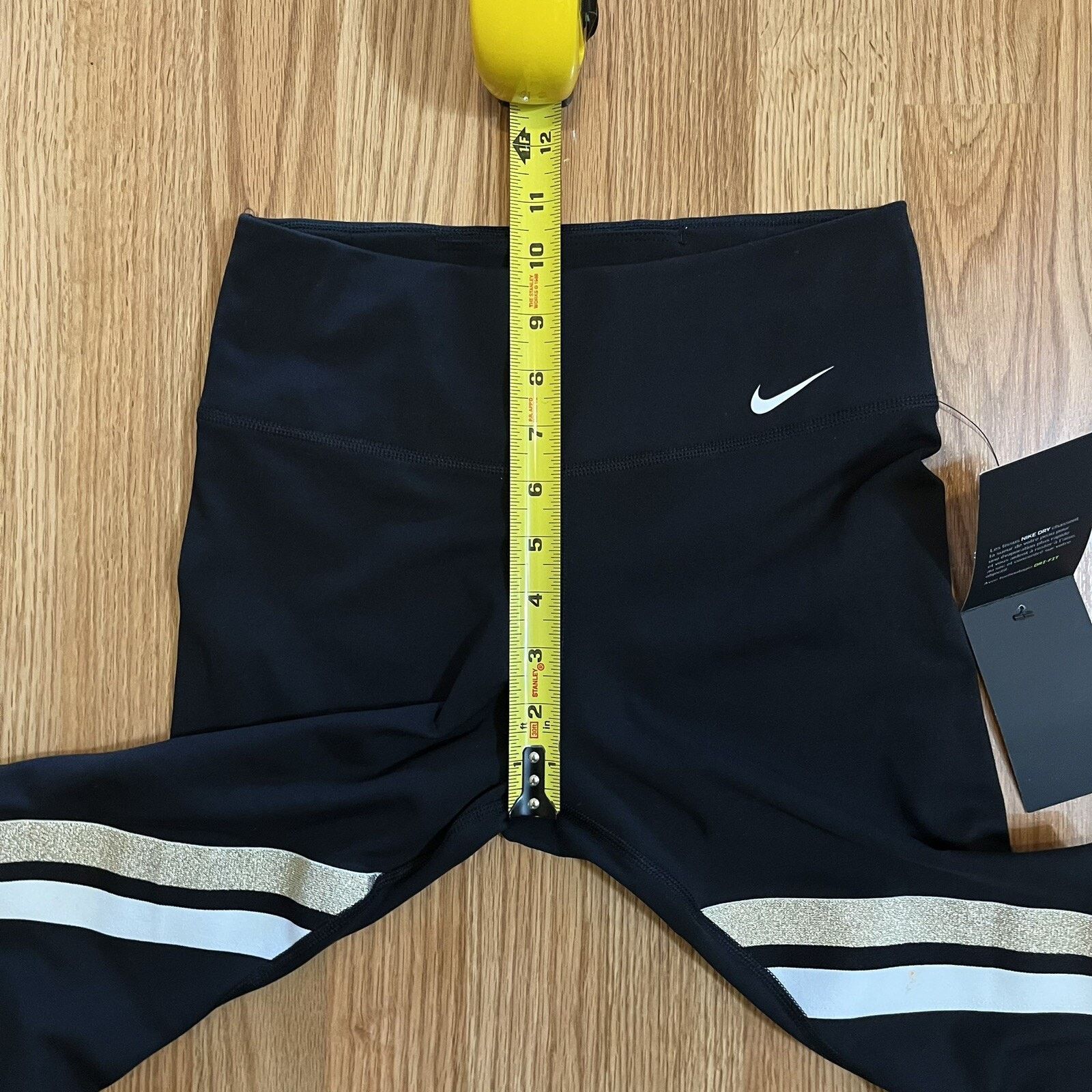 Nike Nike Dri-Fit NWT Women's Black Gold Striped Leggings Sz S Size 26" / US 2 / IT 38 - 7 Thumbnail