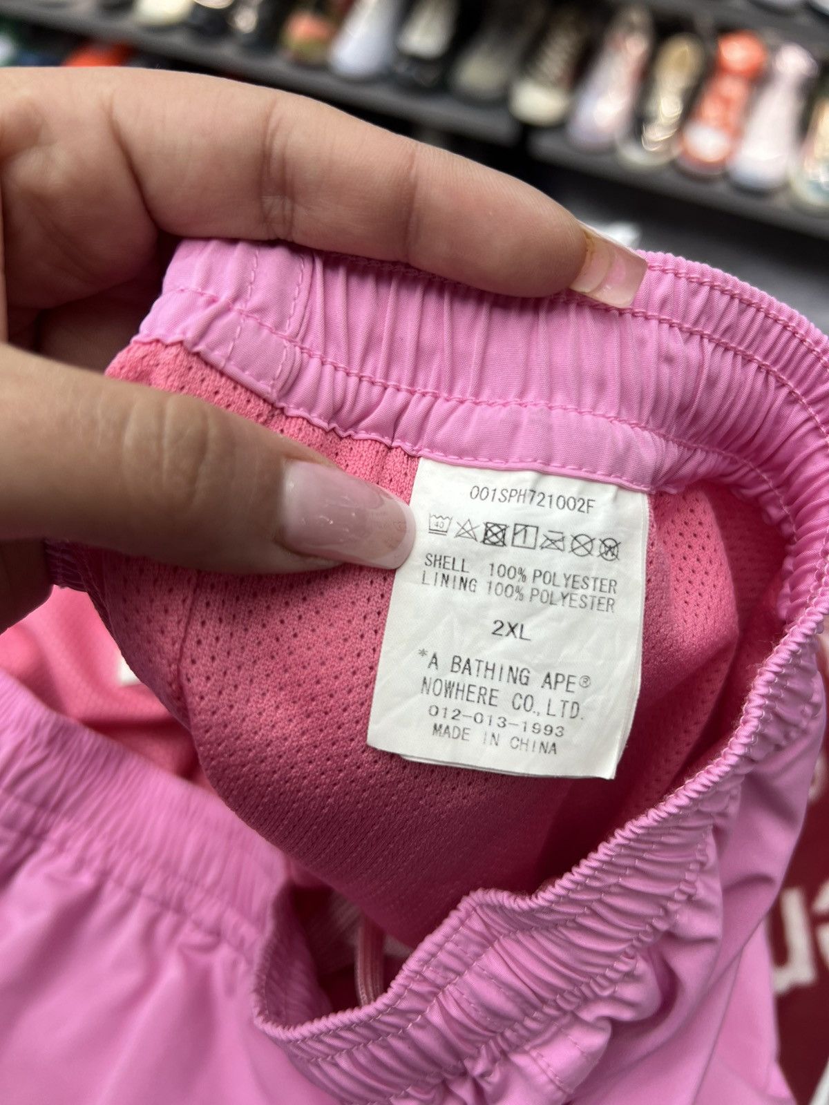 Bape Bape Pink Mami 2nd Anniversary Shorts Size US 44 / EU 60 - 9 Thumbnail