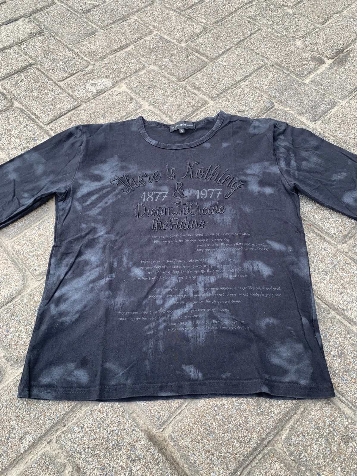 In The Attic In the attic poem long sleeve Size US L / EU 52-54 / 3 - 2 Thumbnail